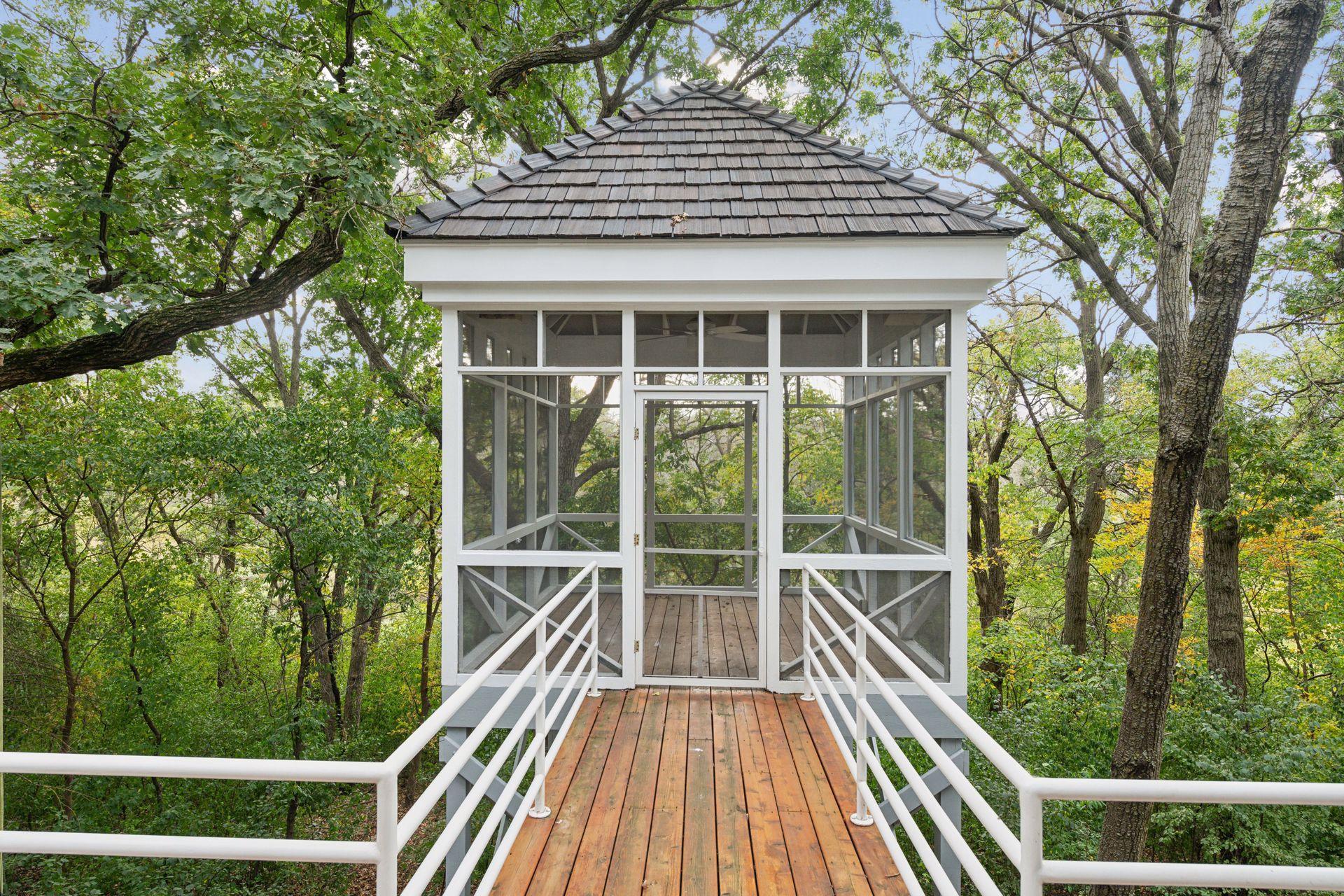 5745 Seven Oaks Court