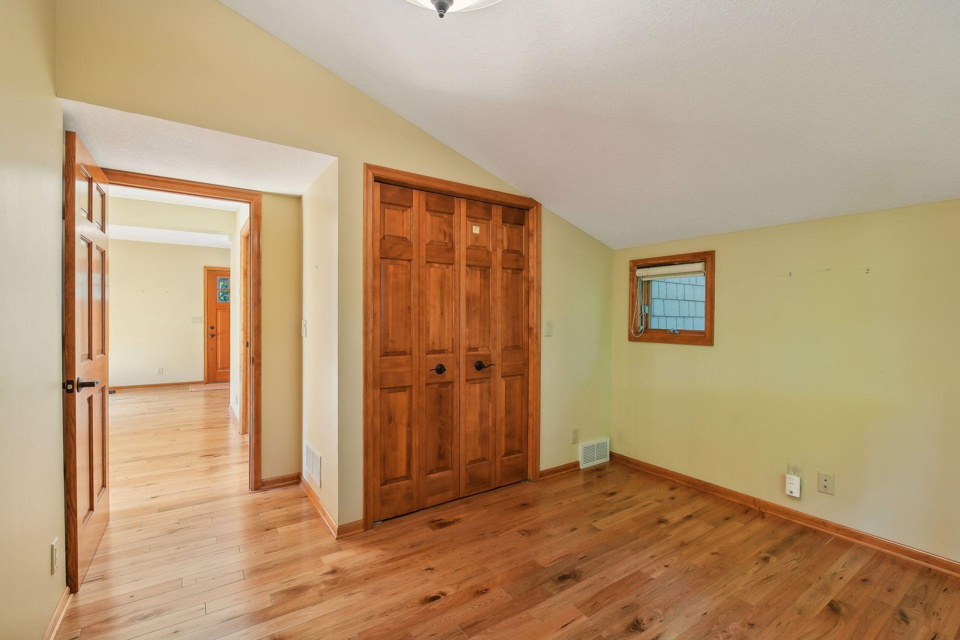 5810 Hardscrabble Circle