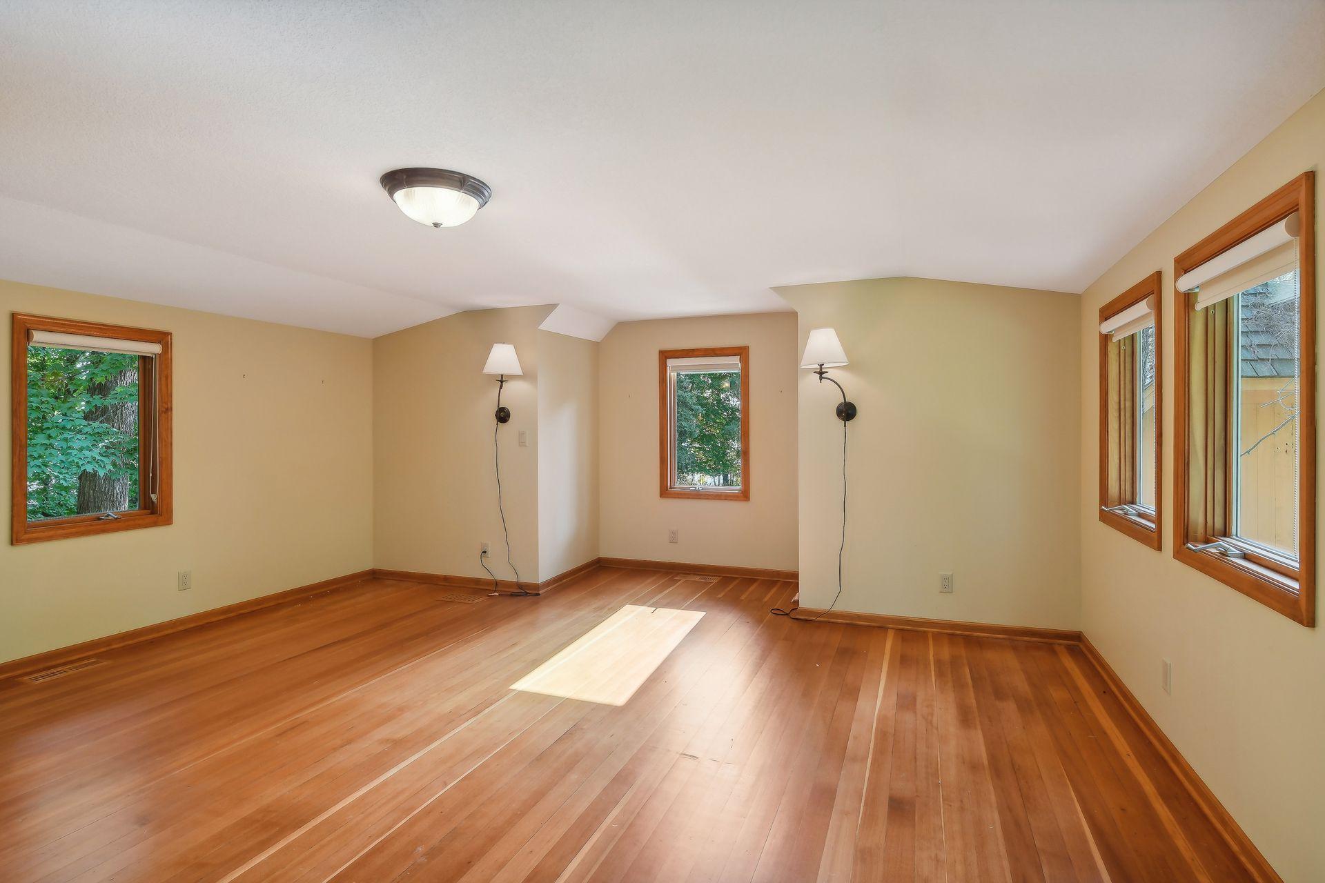 5810 Hardscrabble Circle