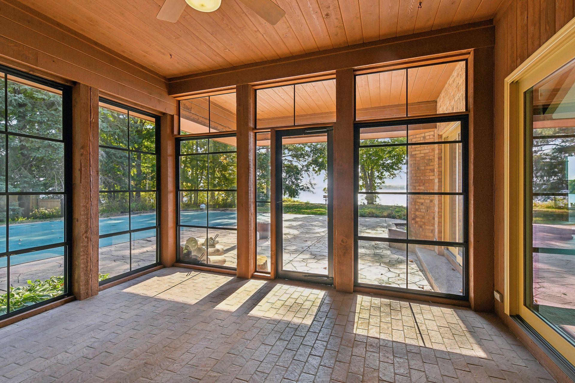 5810 Hardscrabble Circle