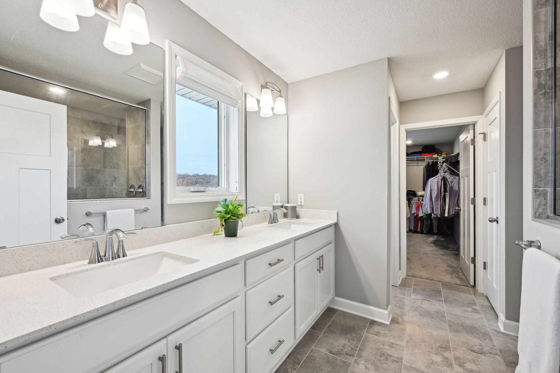 11163 Meadow View Lane