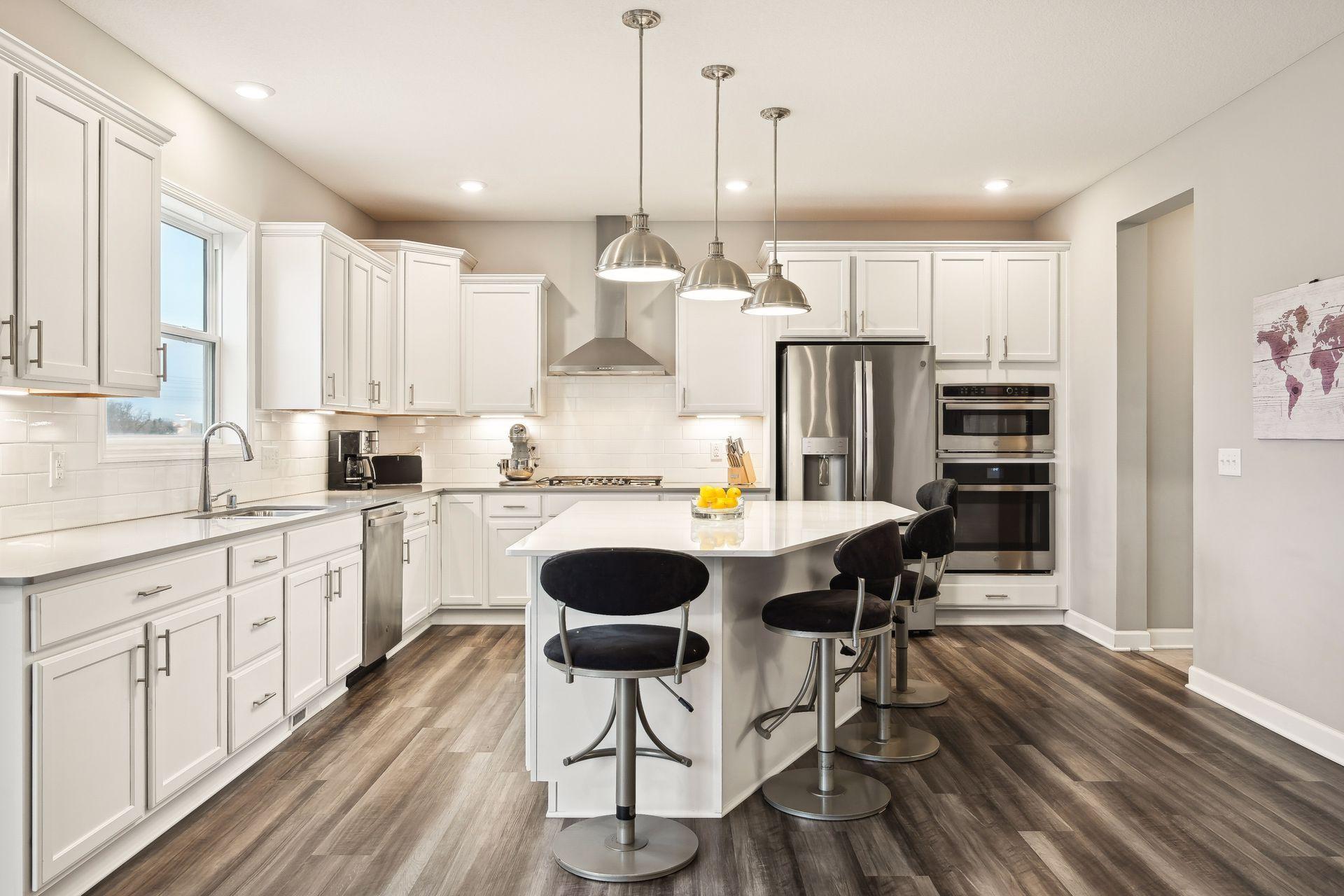 11163 Meadow View Lane