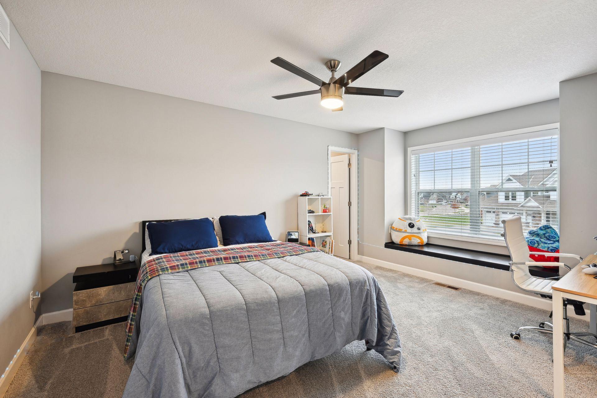 11163 Meadow View Lane