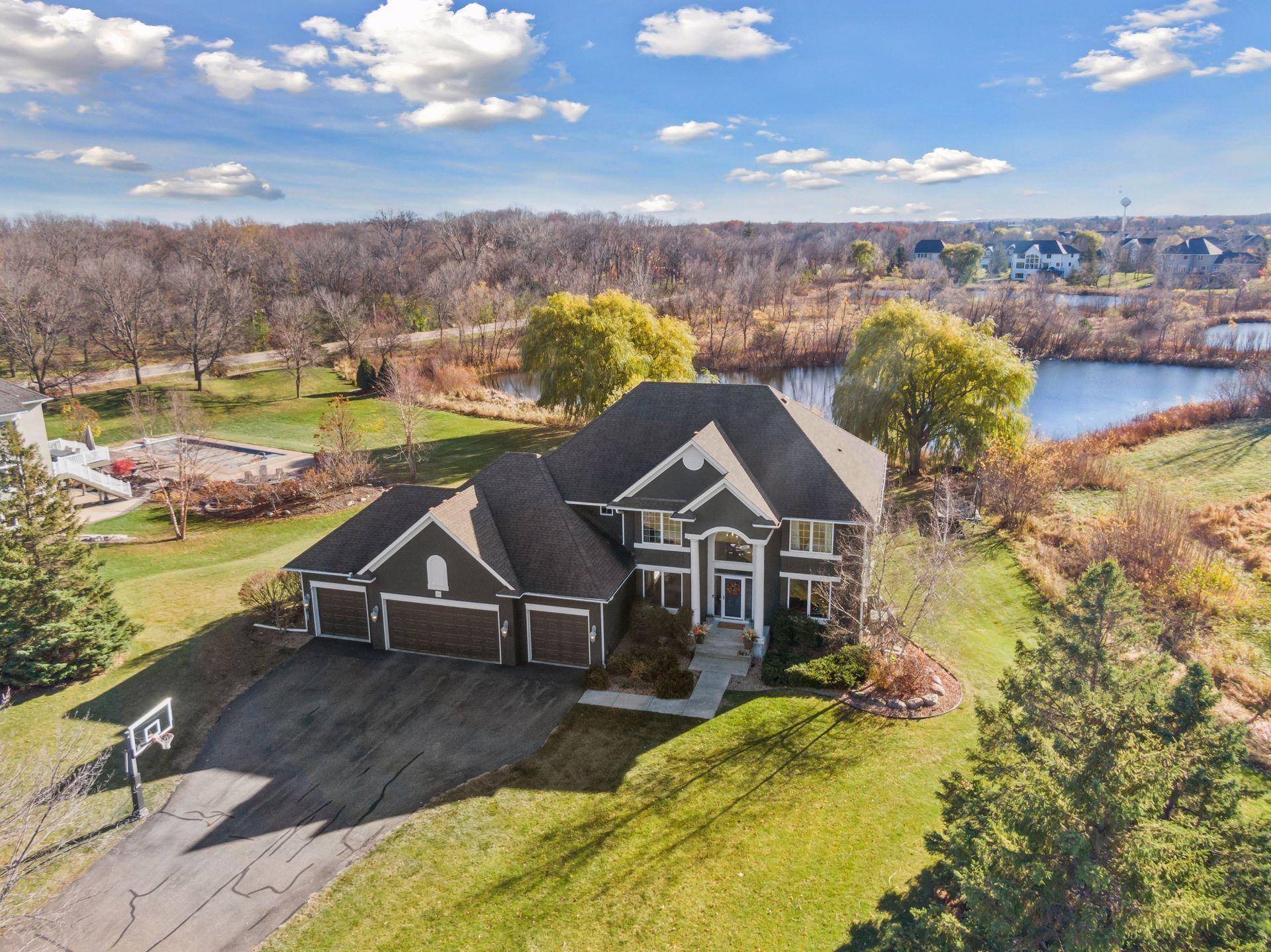 1030 Willow View Drive