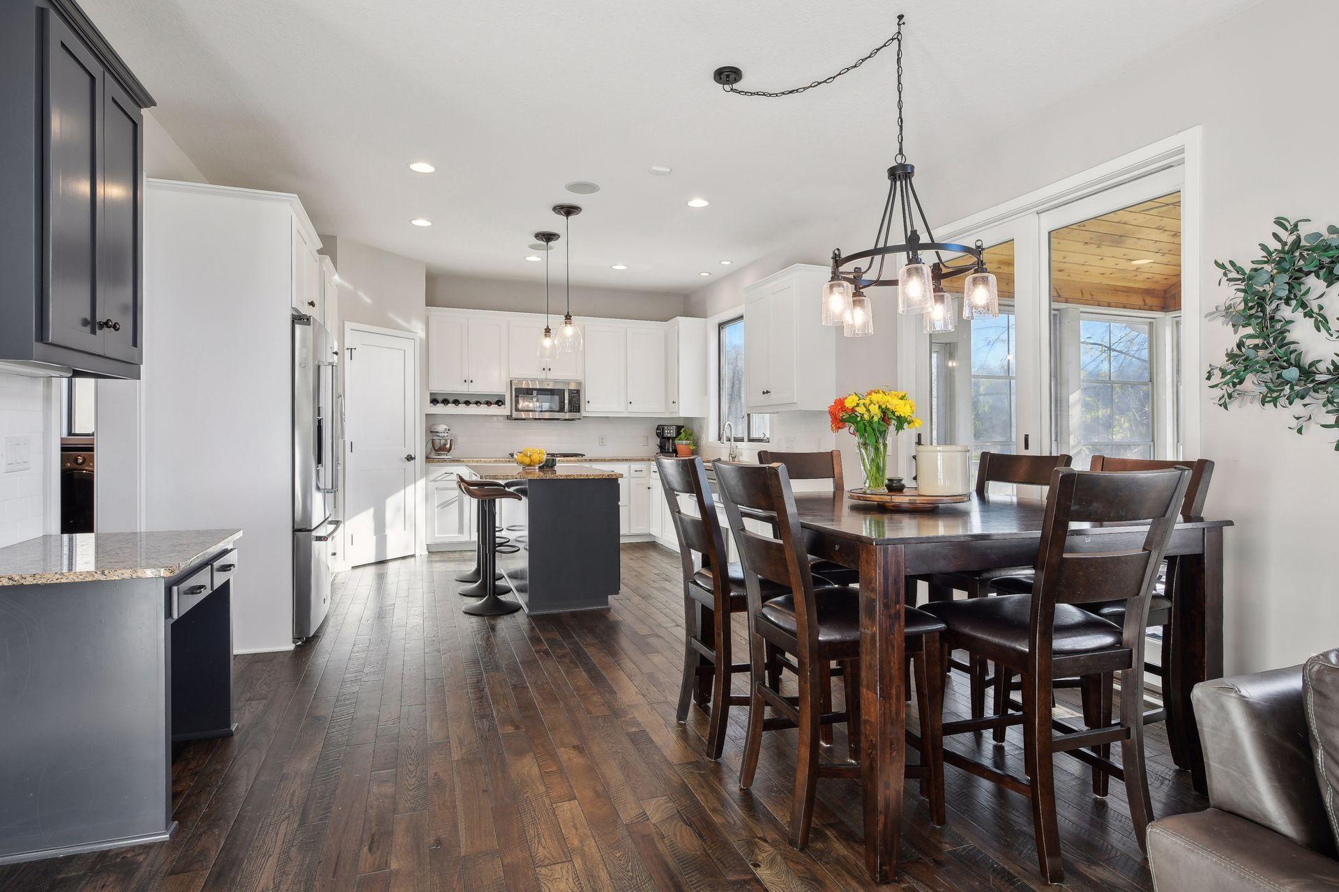 1030 Willow View Drive