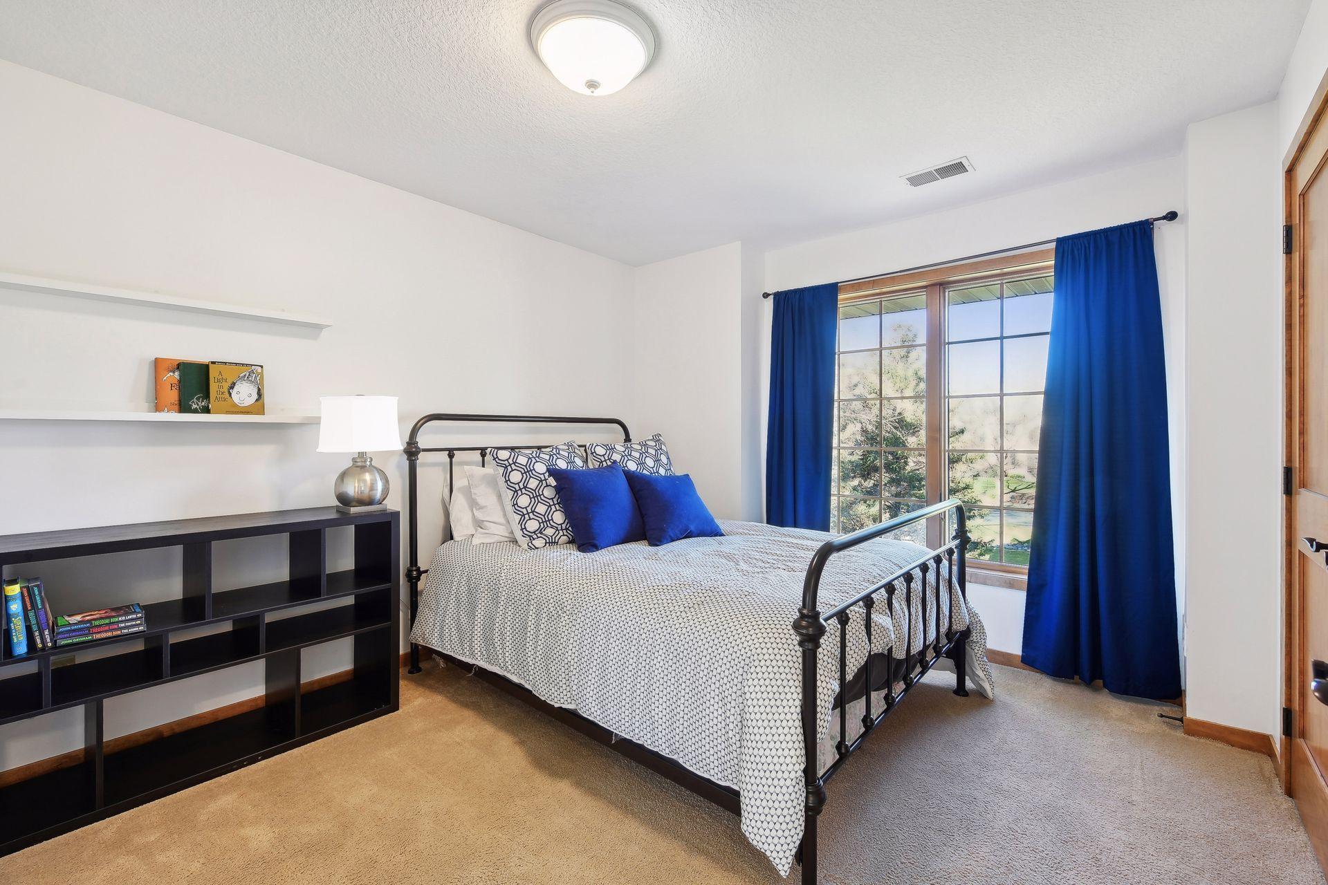 1030 Willow View Drive