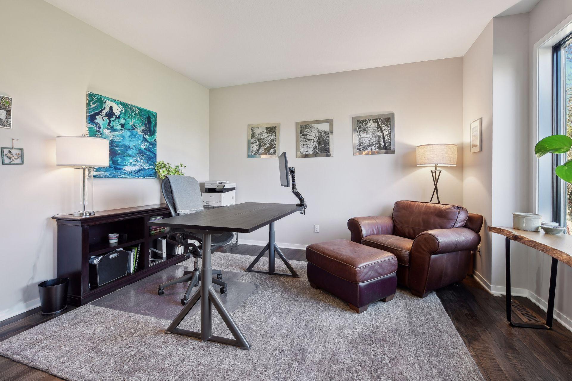 1030 Willow View Drive