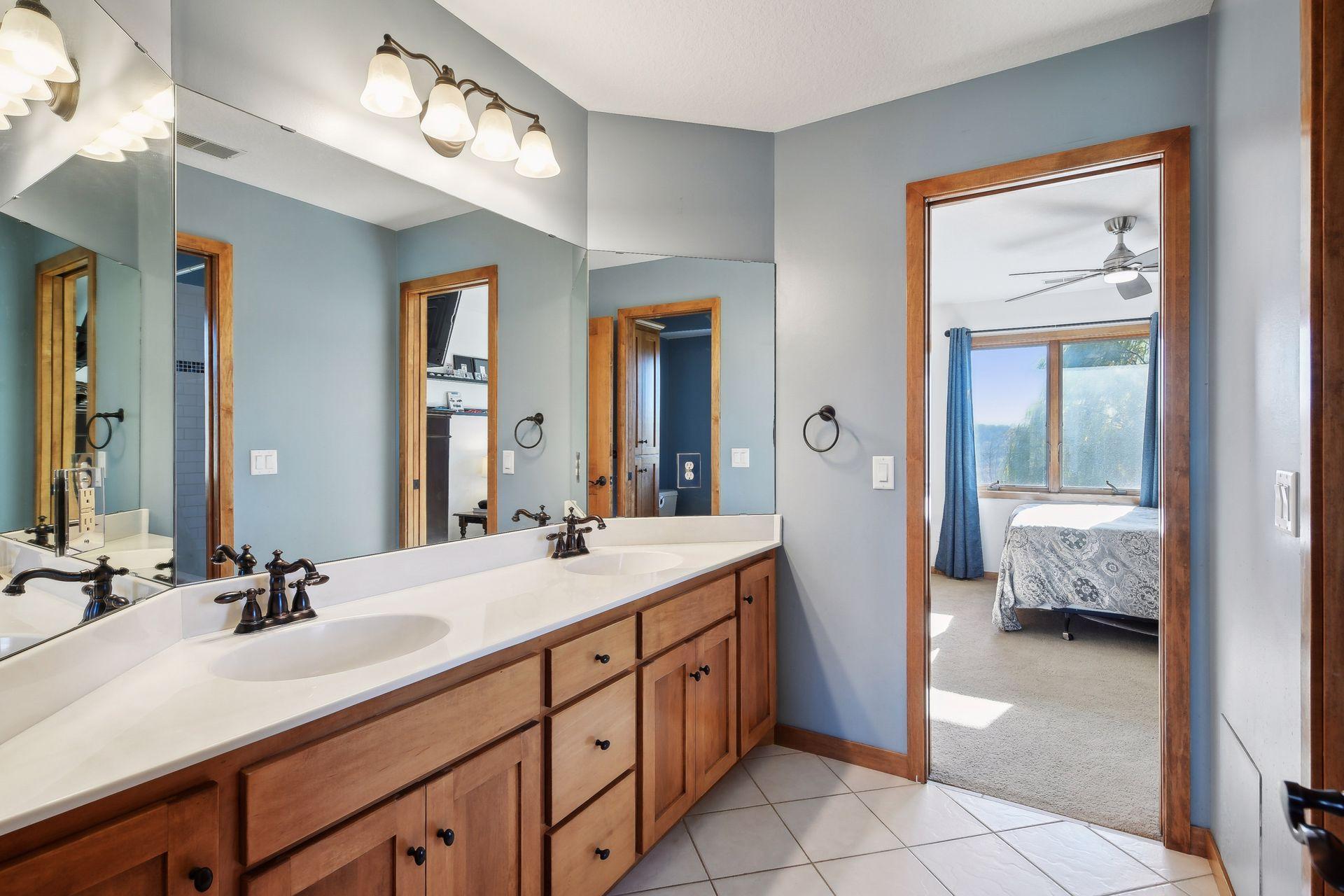 1030 Willow View Drive