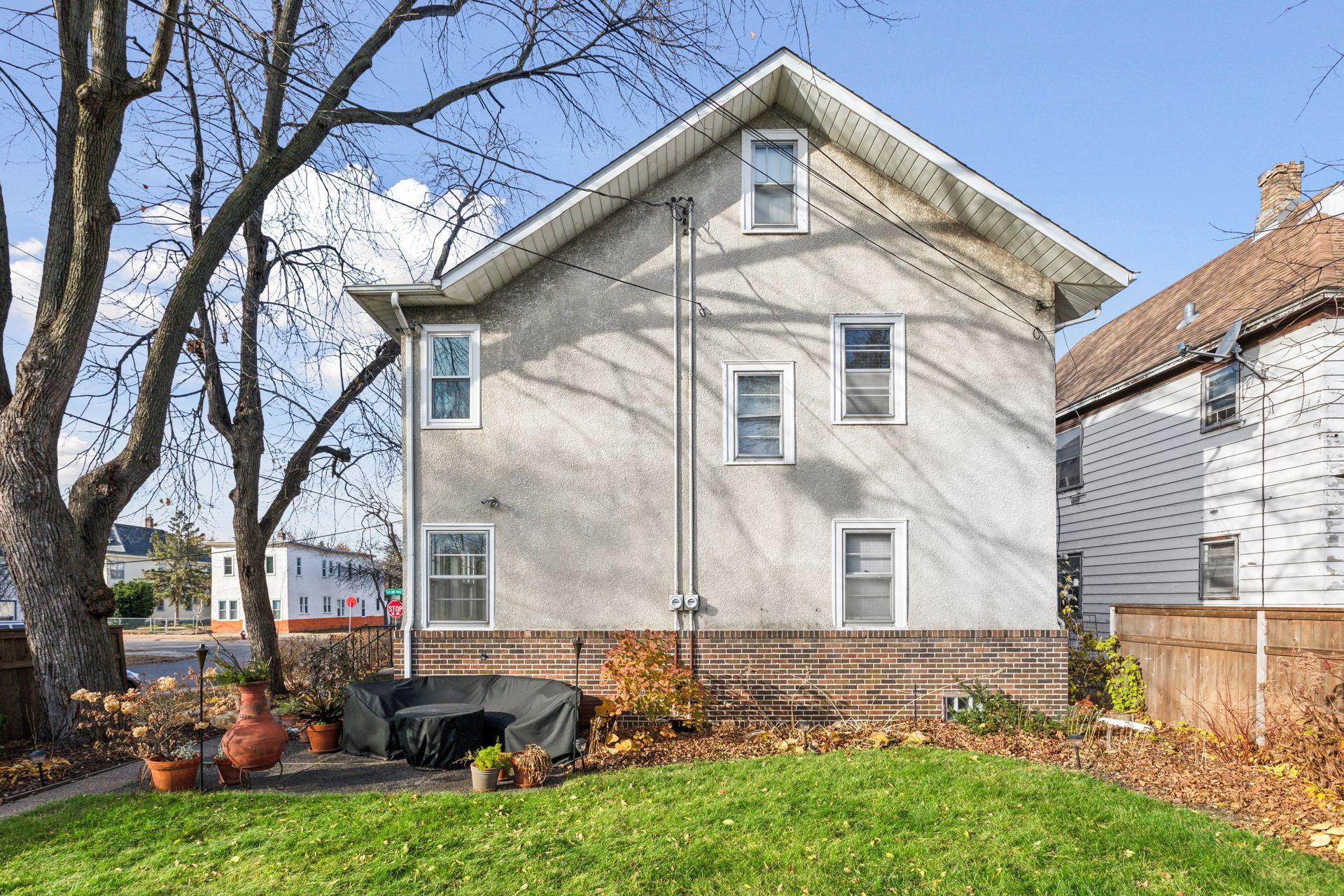 2301 5th Street NE