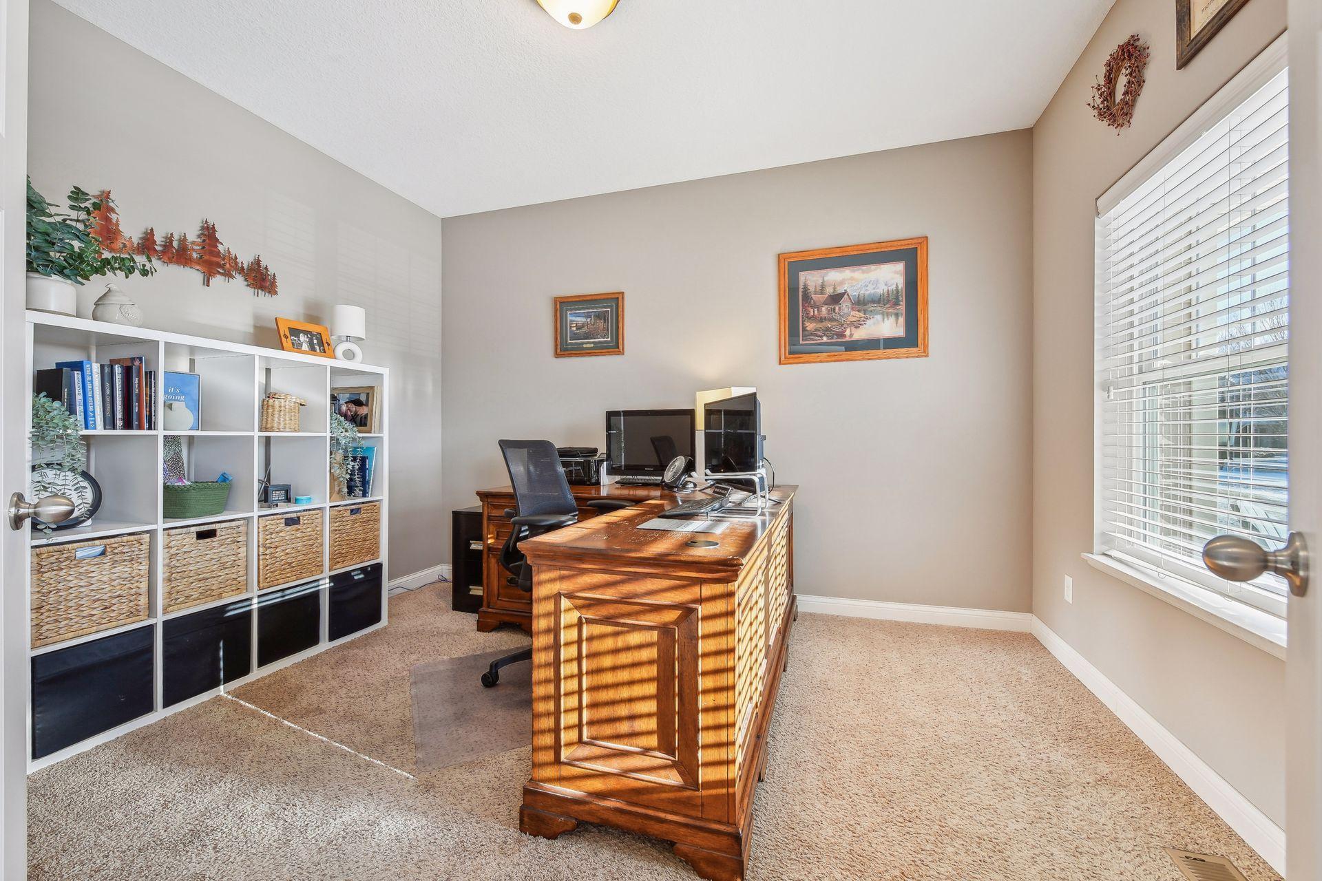 2410 Heron Lane