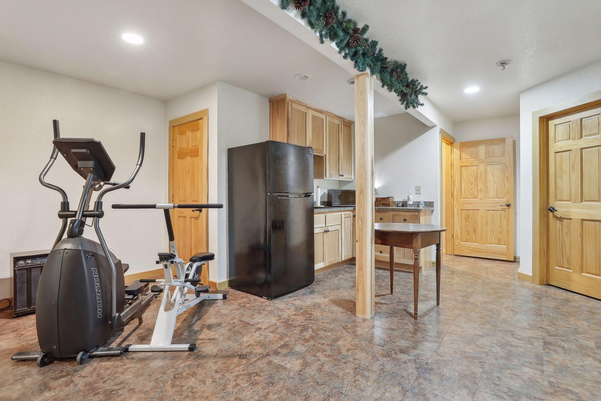 3301 Viking Boulevard NE