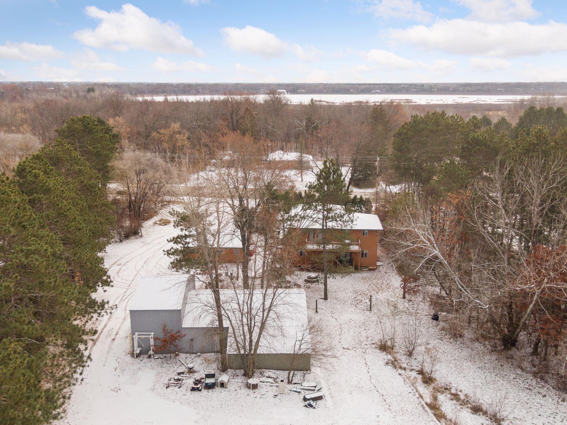 3301 Viking Boulevard NE