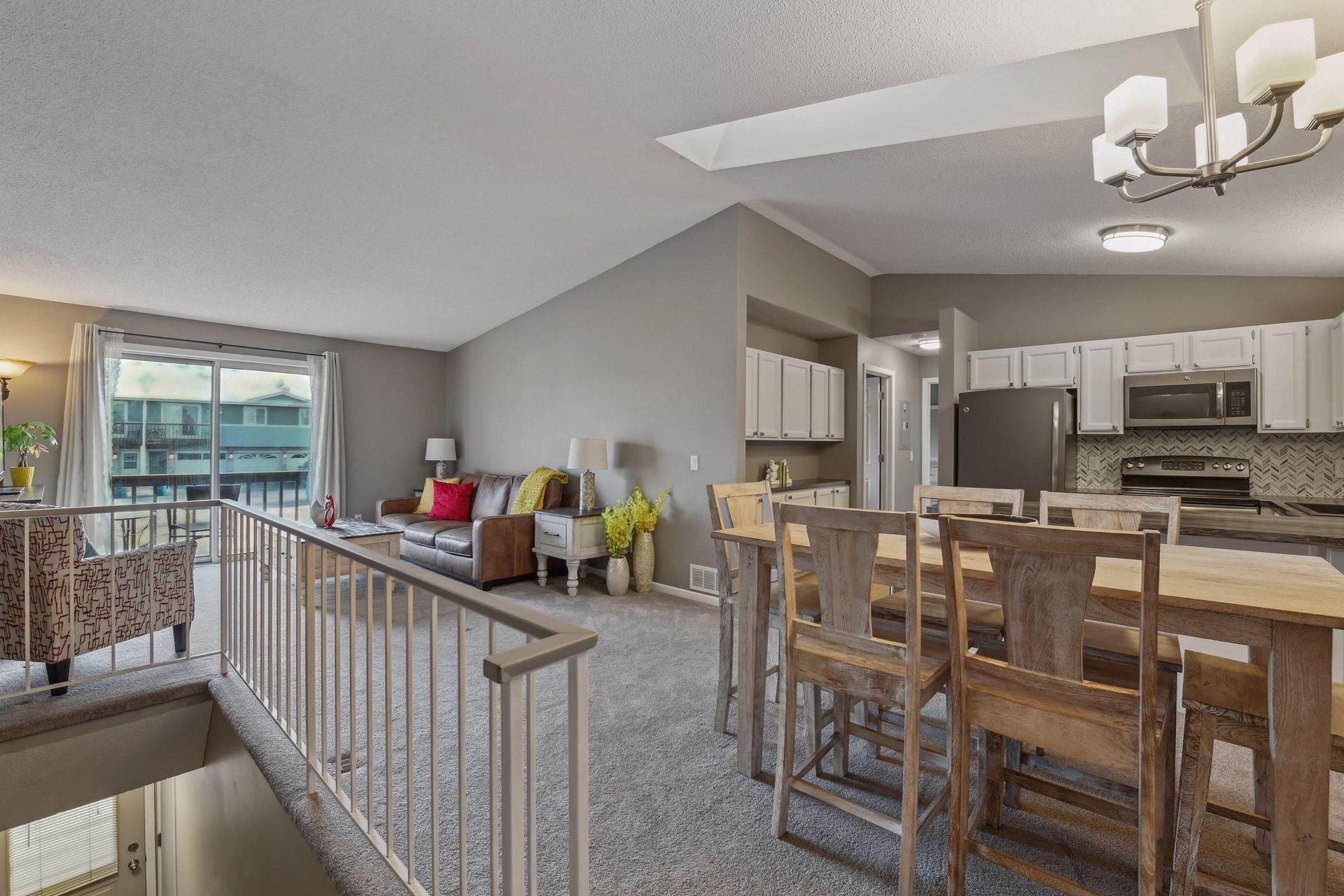 14230 44th Place N Unit: 3