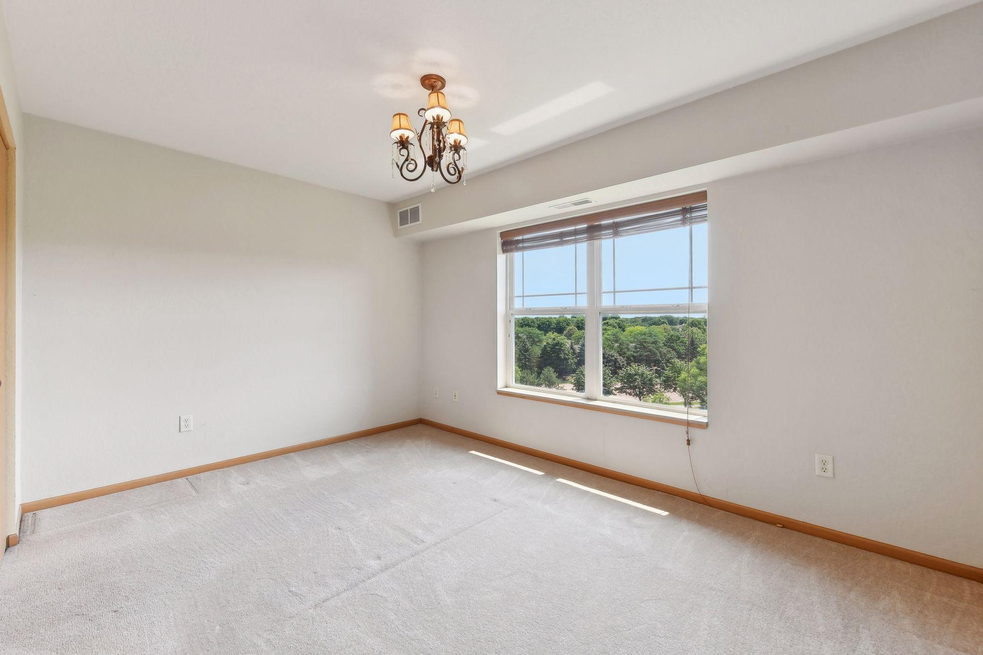 1331 Lake Drive W Unit: A311