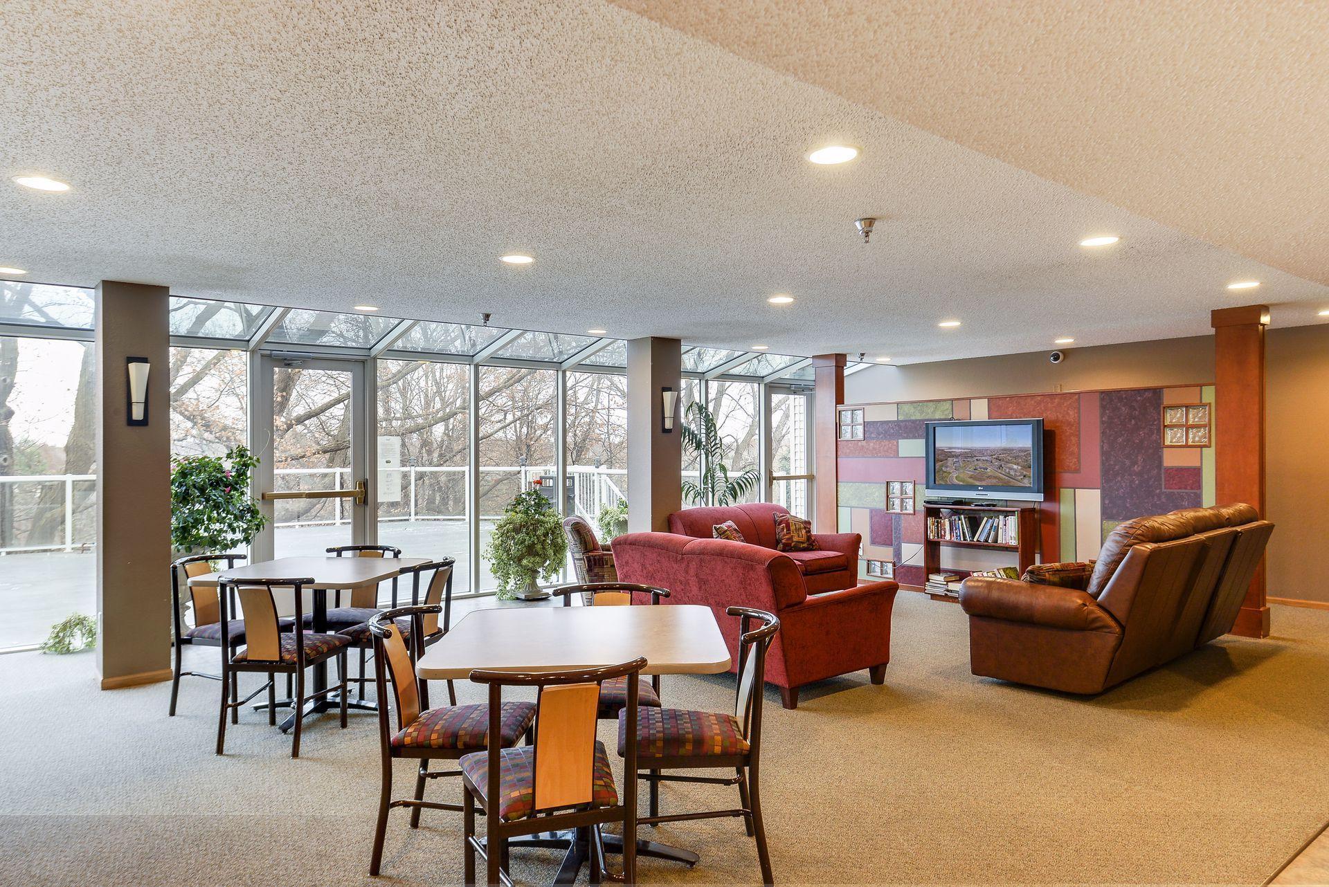 1331 Lake Drive W Unit: A311