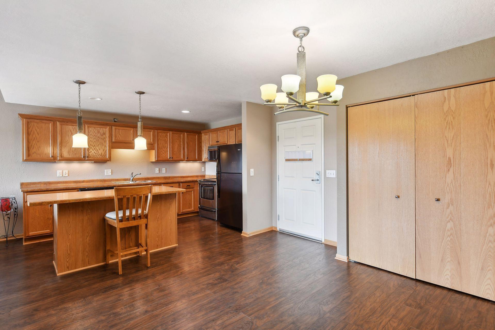 1331 Lake Drive W Unit: A311