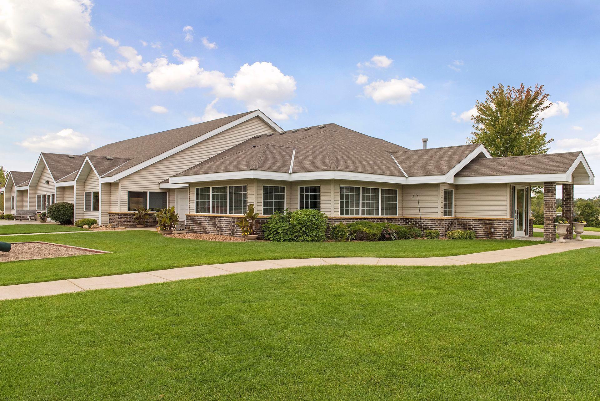 1331 Lake Drive W Unit: A311