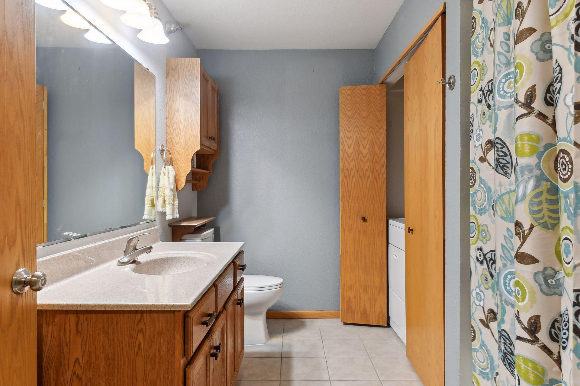 1331 Lake Drive W Unit: A311
