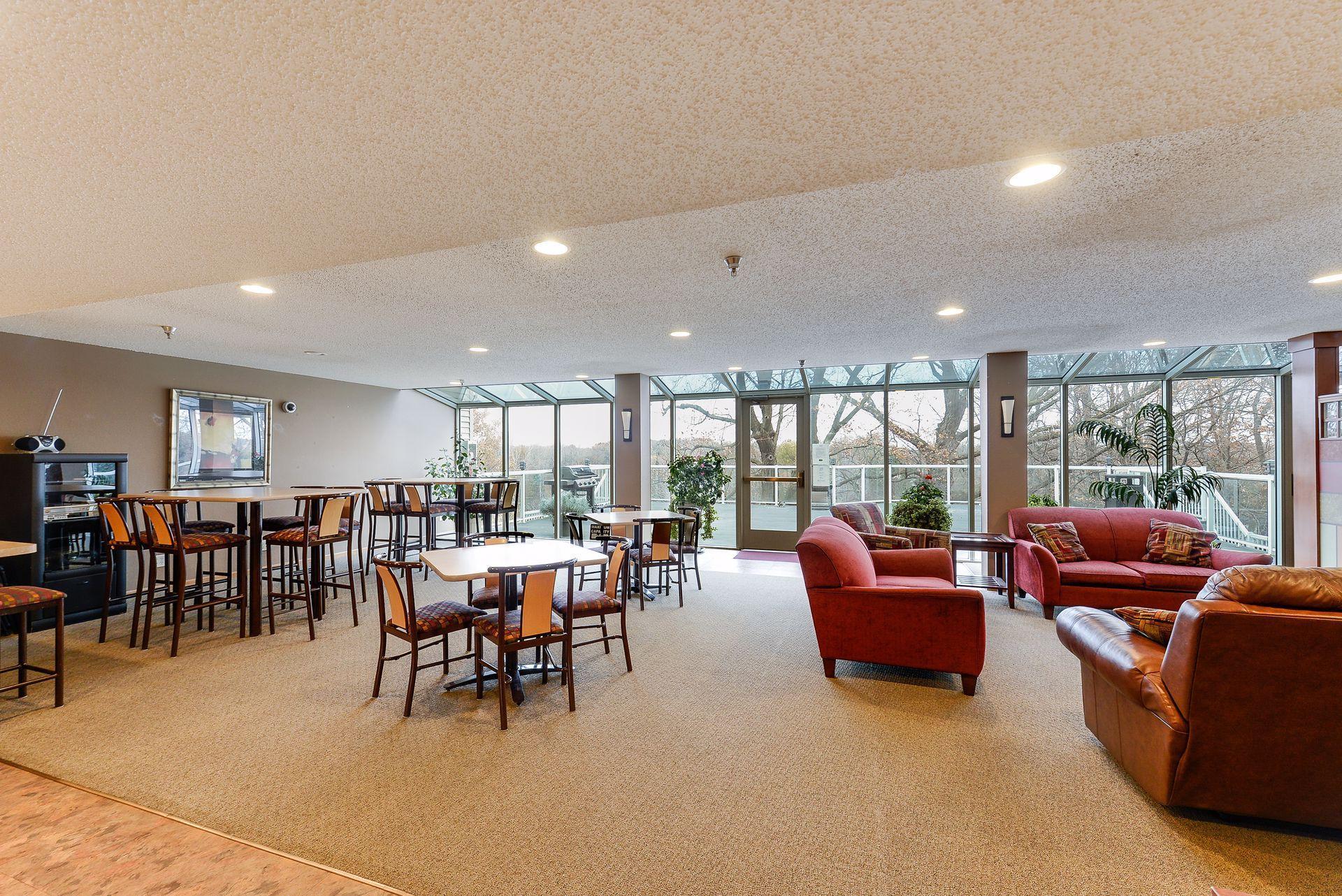 1331 Lake Drive W Unit: A311