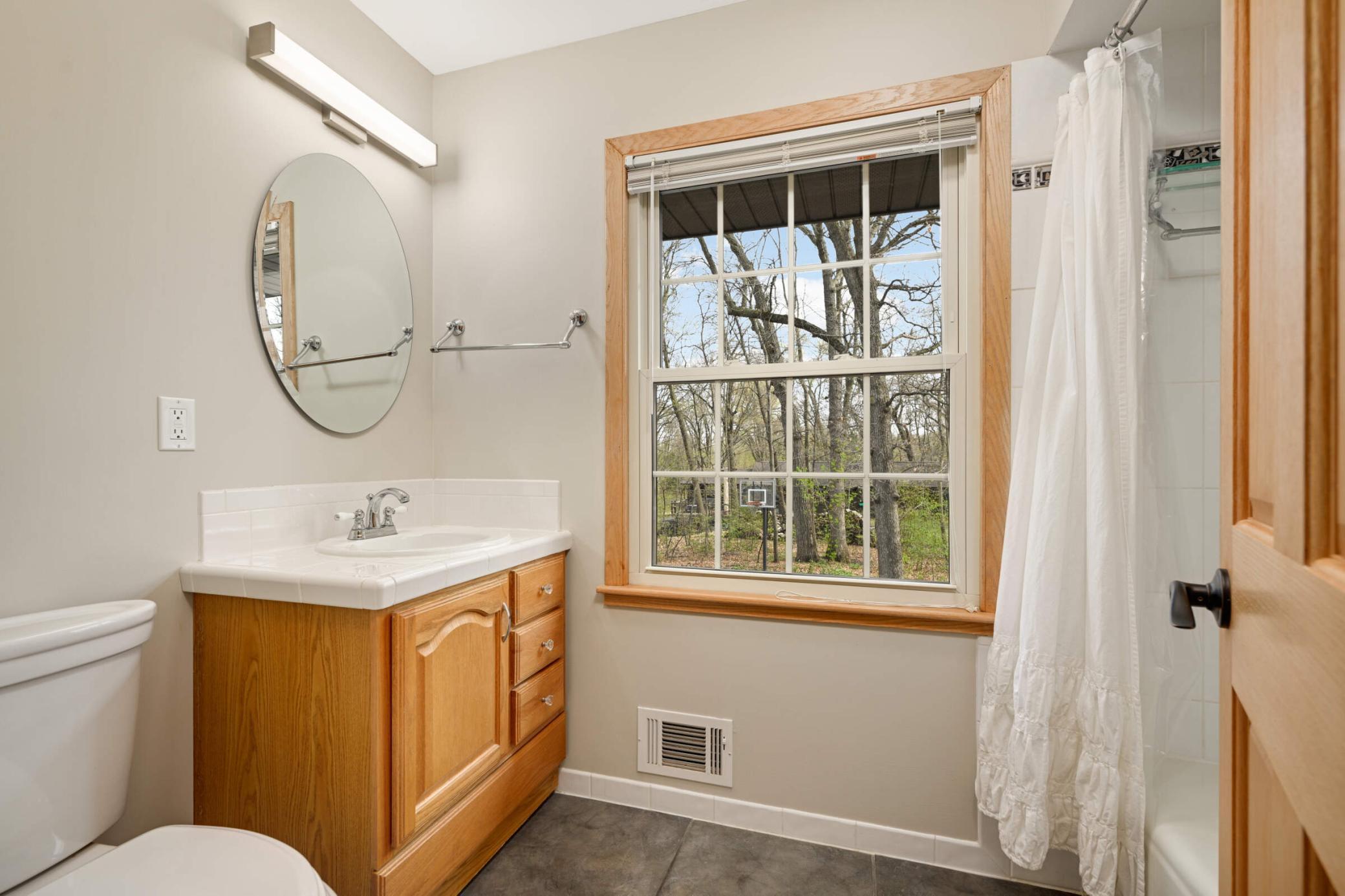 16550 Birch Briar Trail