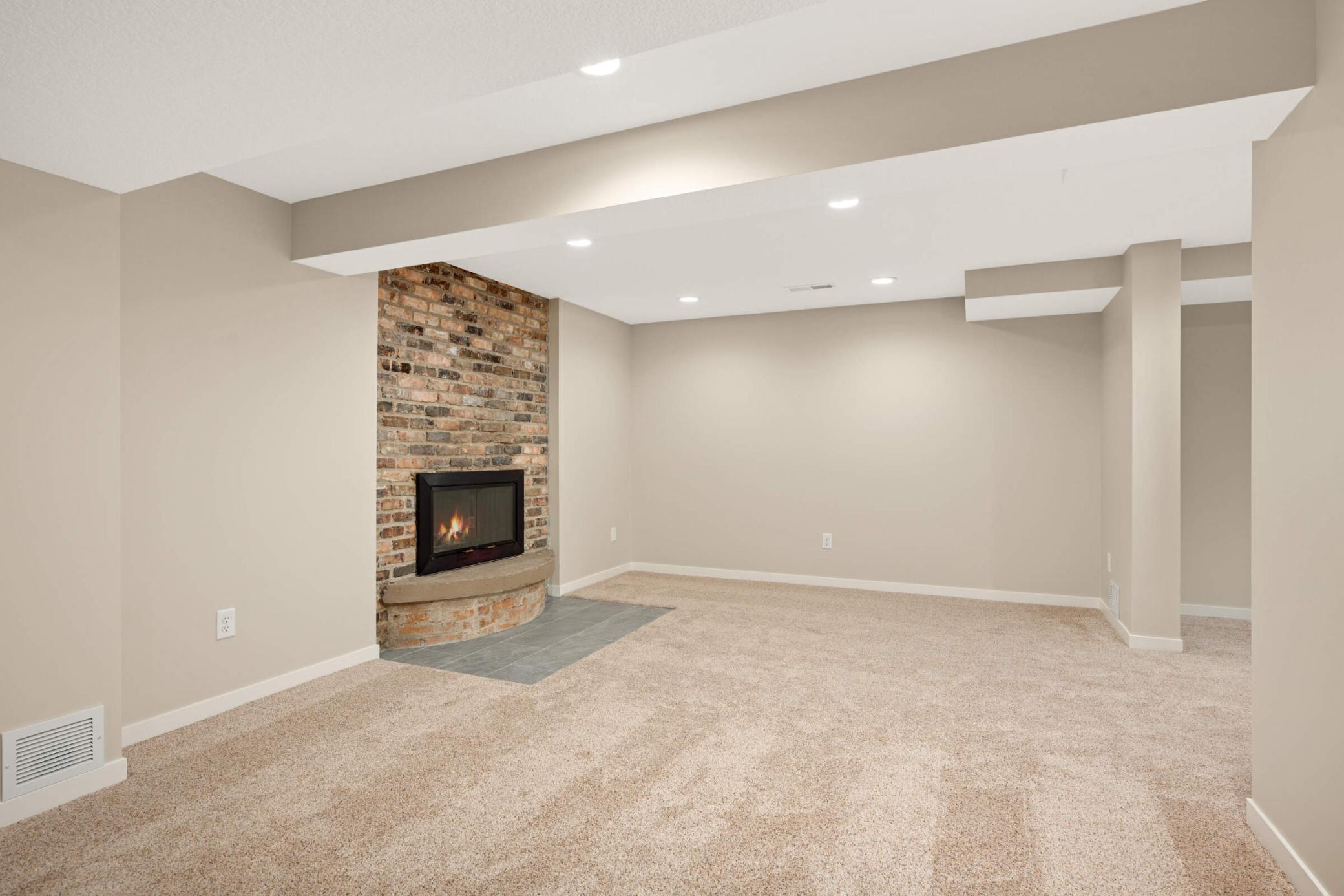 16550 Birch Briar Trail