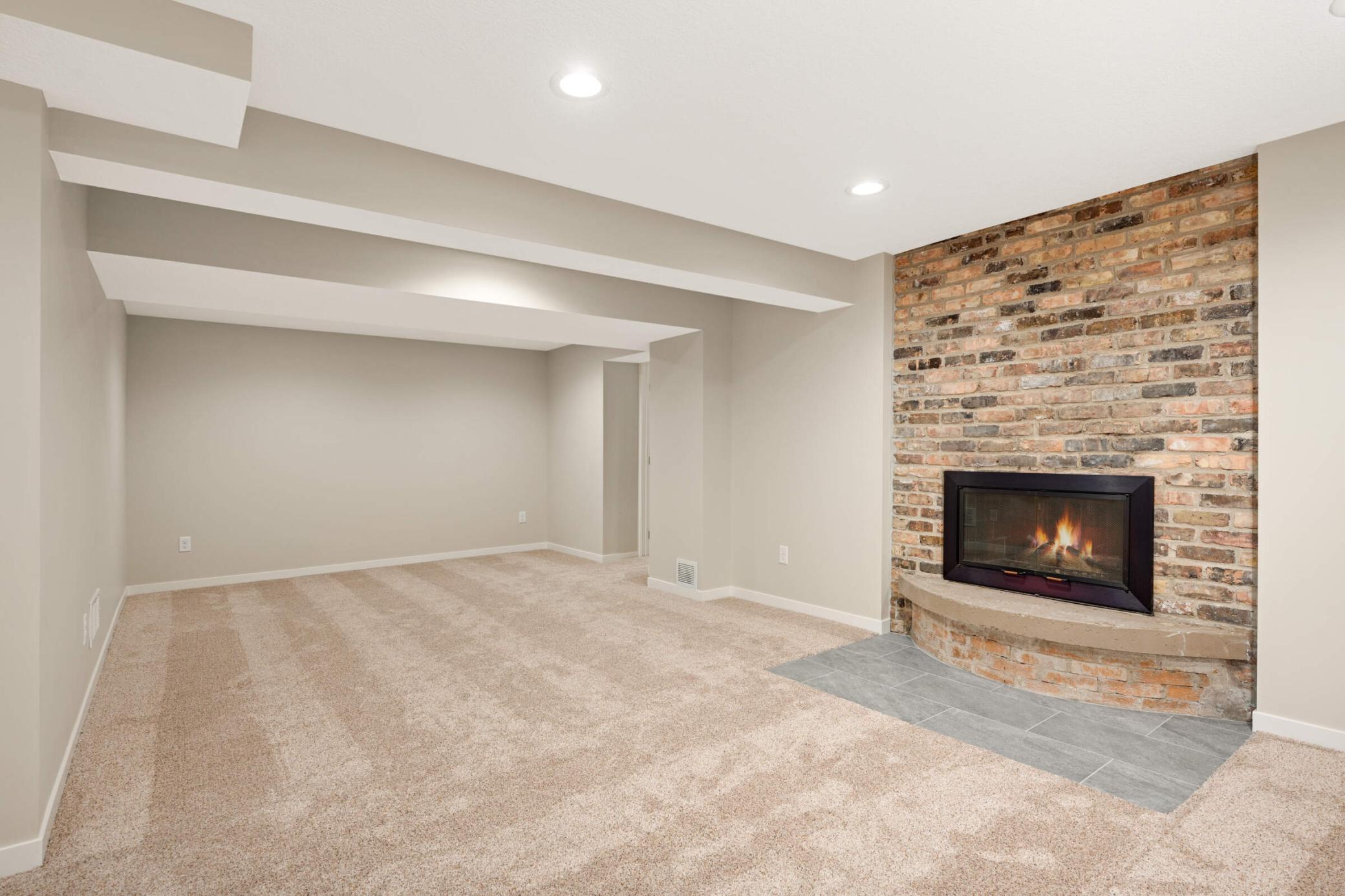 16550 Birch Briar Trail