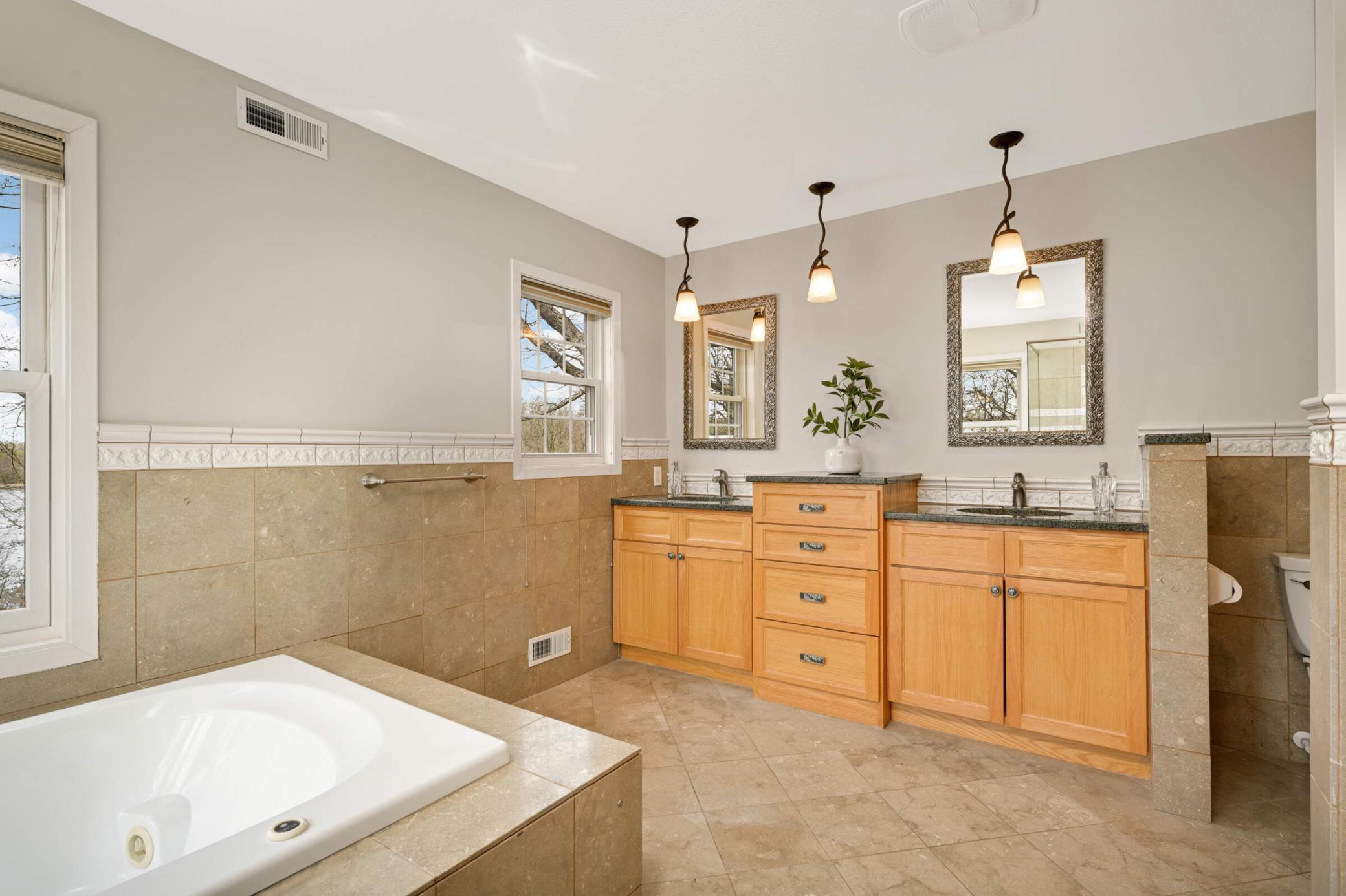 16550 Birch Briar Trail