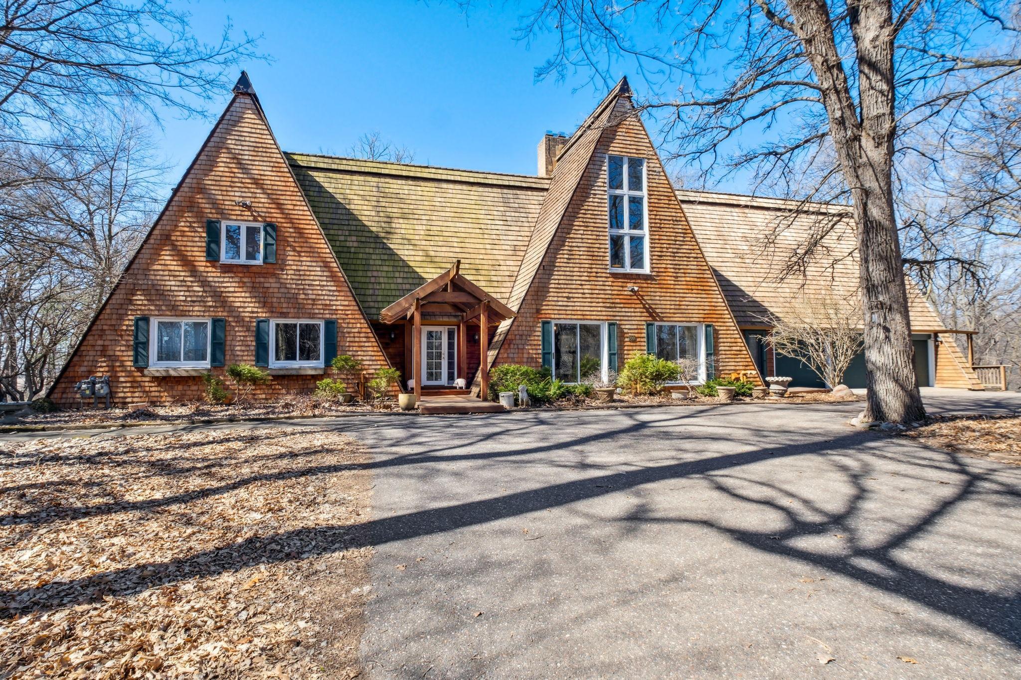 700 Hillside Drive