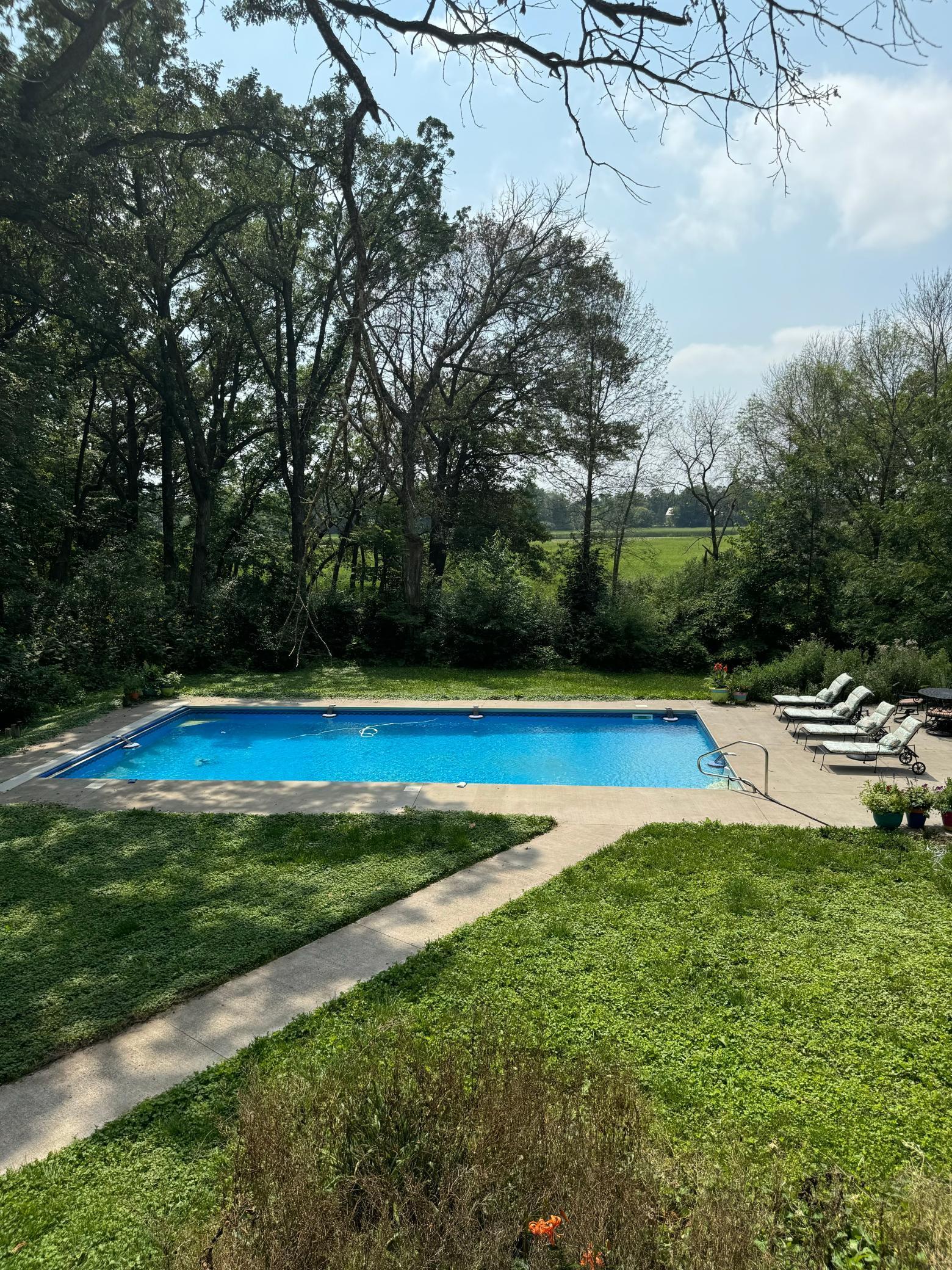 700 Hillside Drive