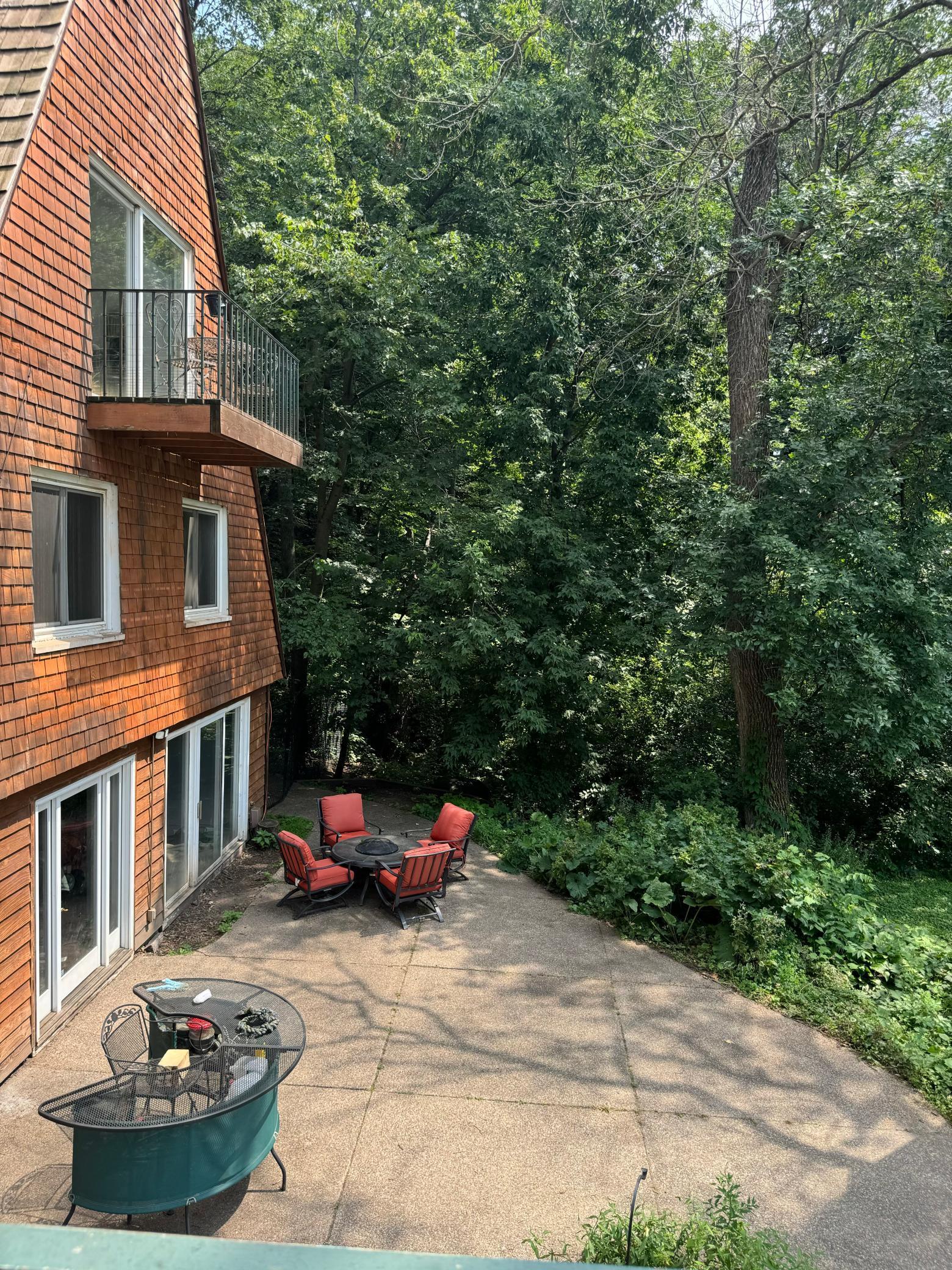 700 Hillside Drive