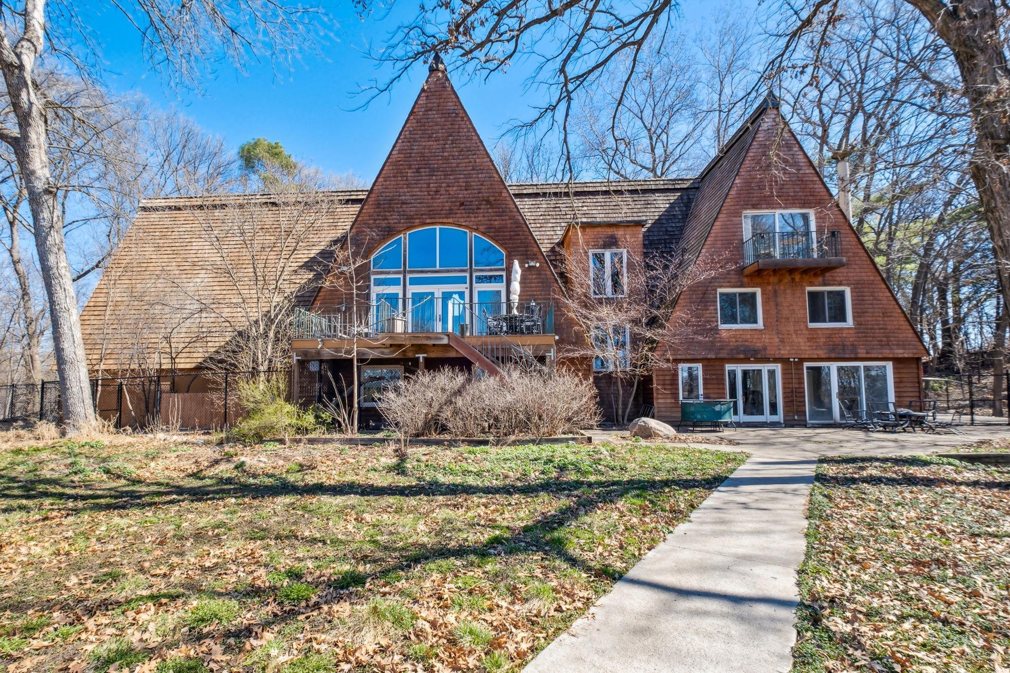 700 Hillside Drive