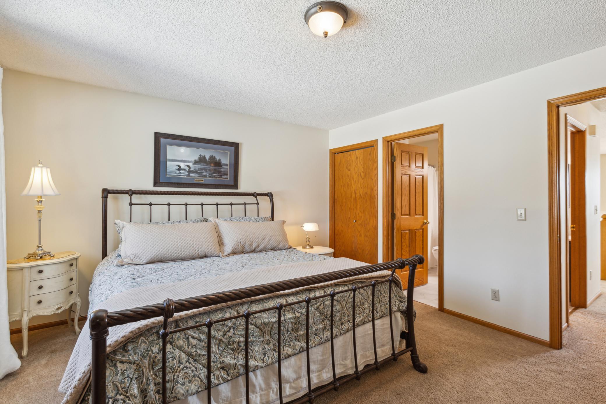 15391 216th Avenue NW