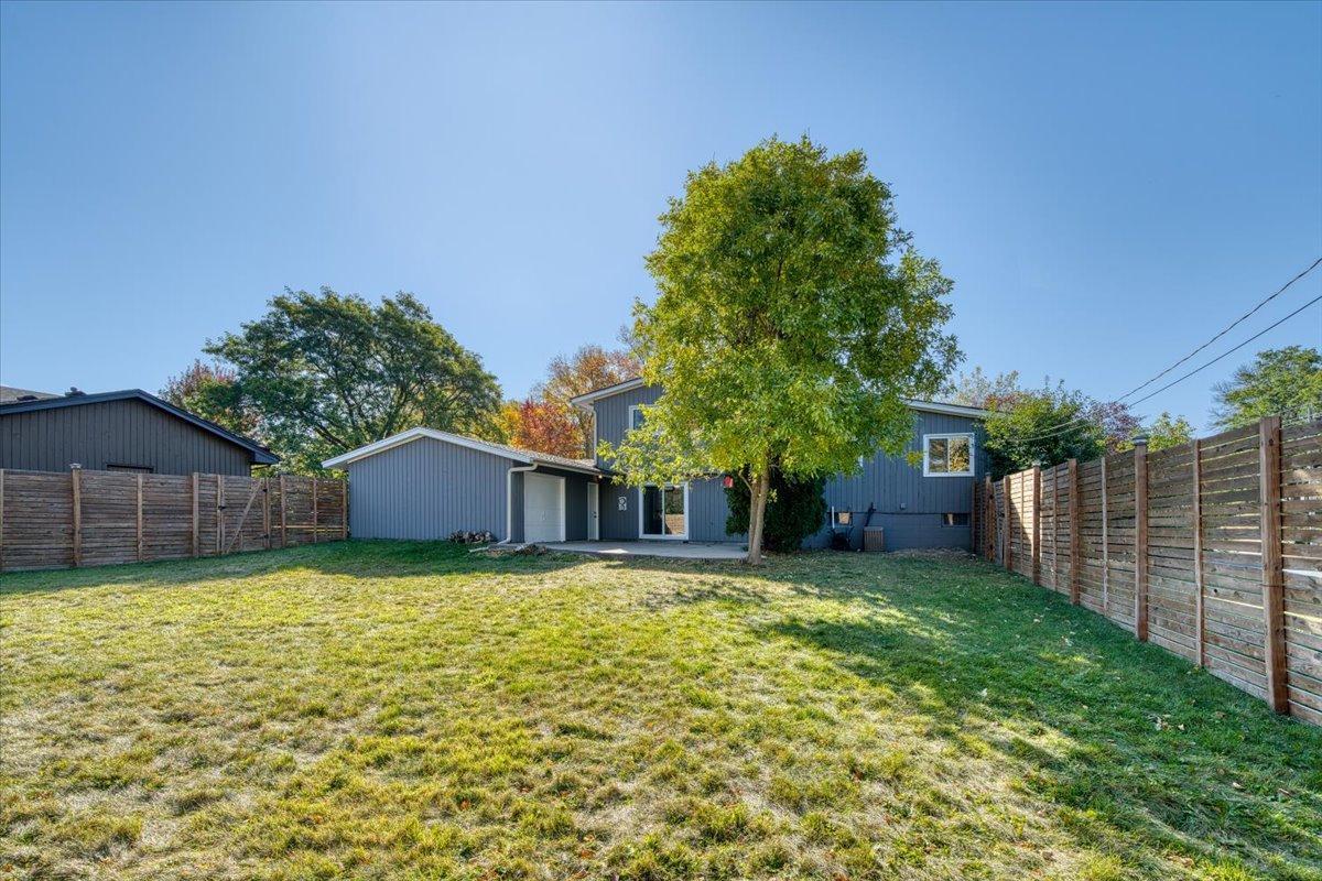 9024 44th Circle N