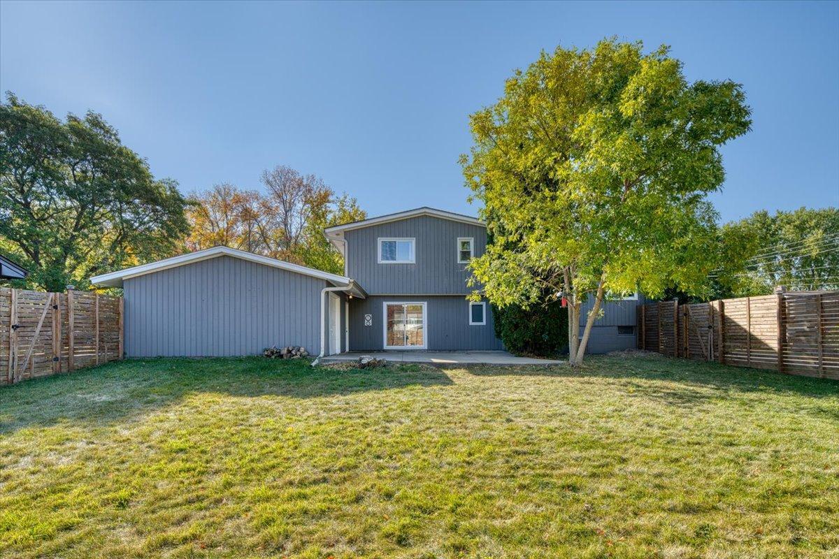 9024 44th Circle N