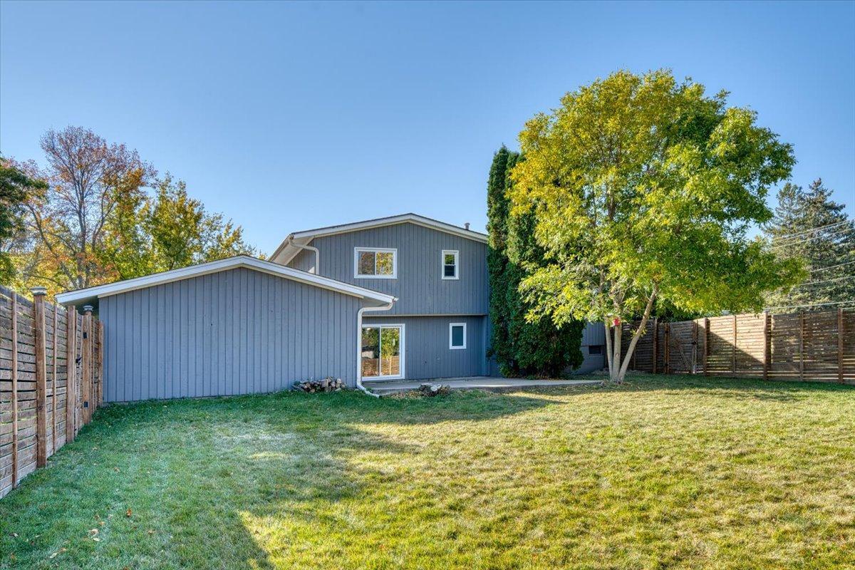 9024 44th Circle N