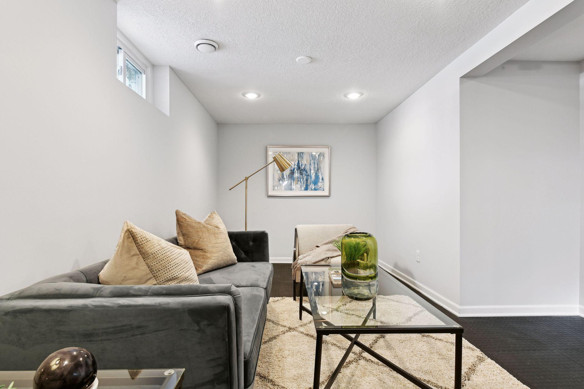 306 Harrison Avenue S