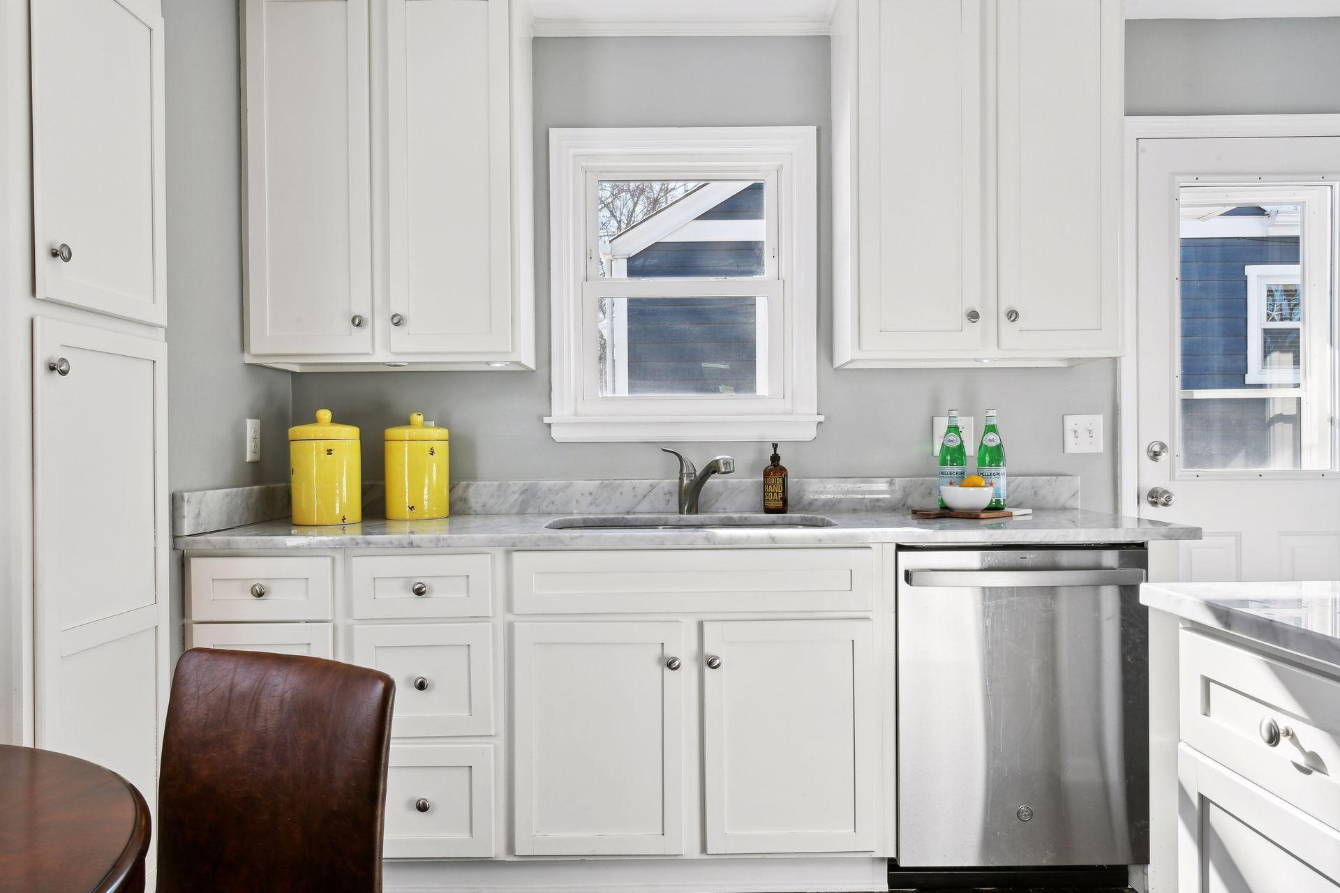 306 Harrison Avenue S