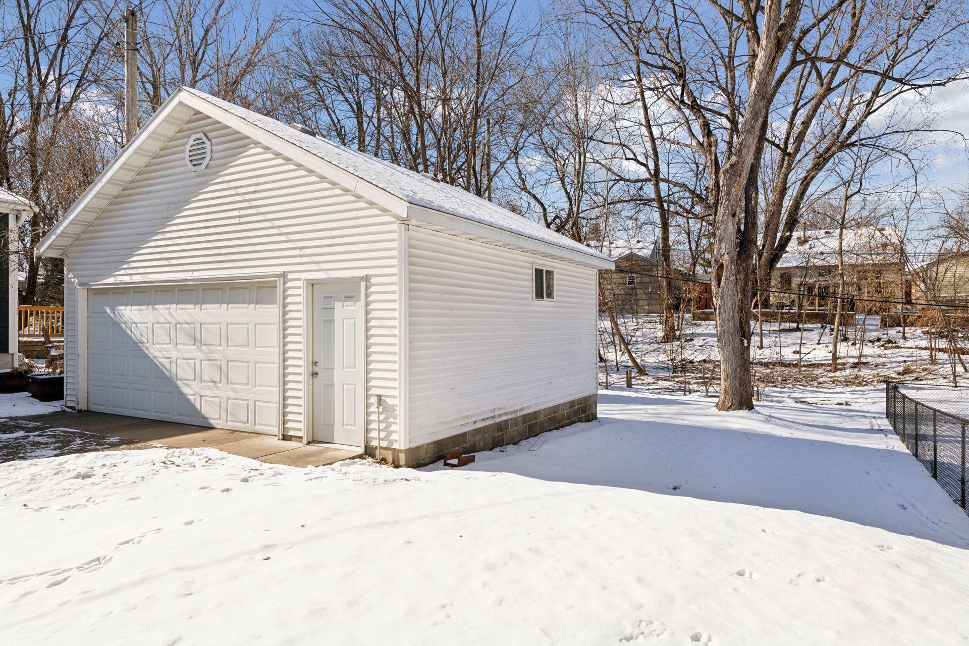 306 Harrison Avenue S