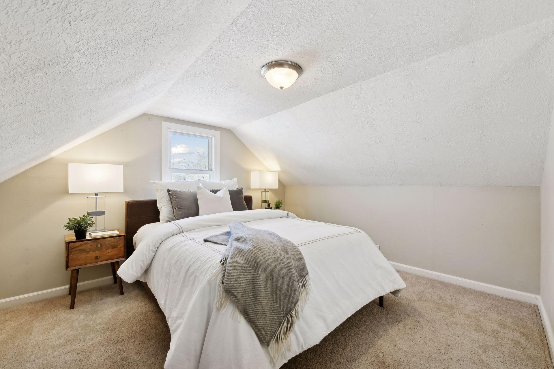 306 Harrison Avenue S