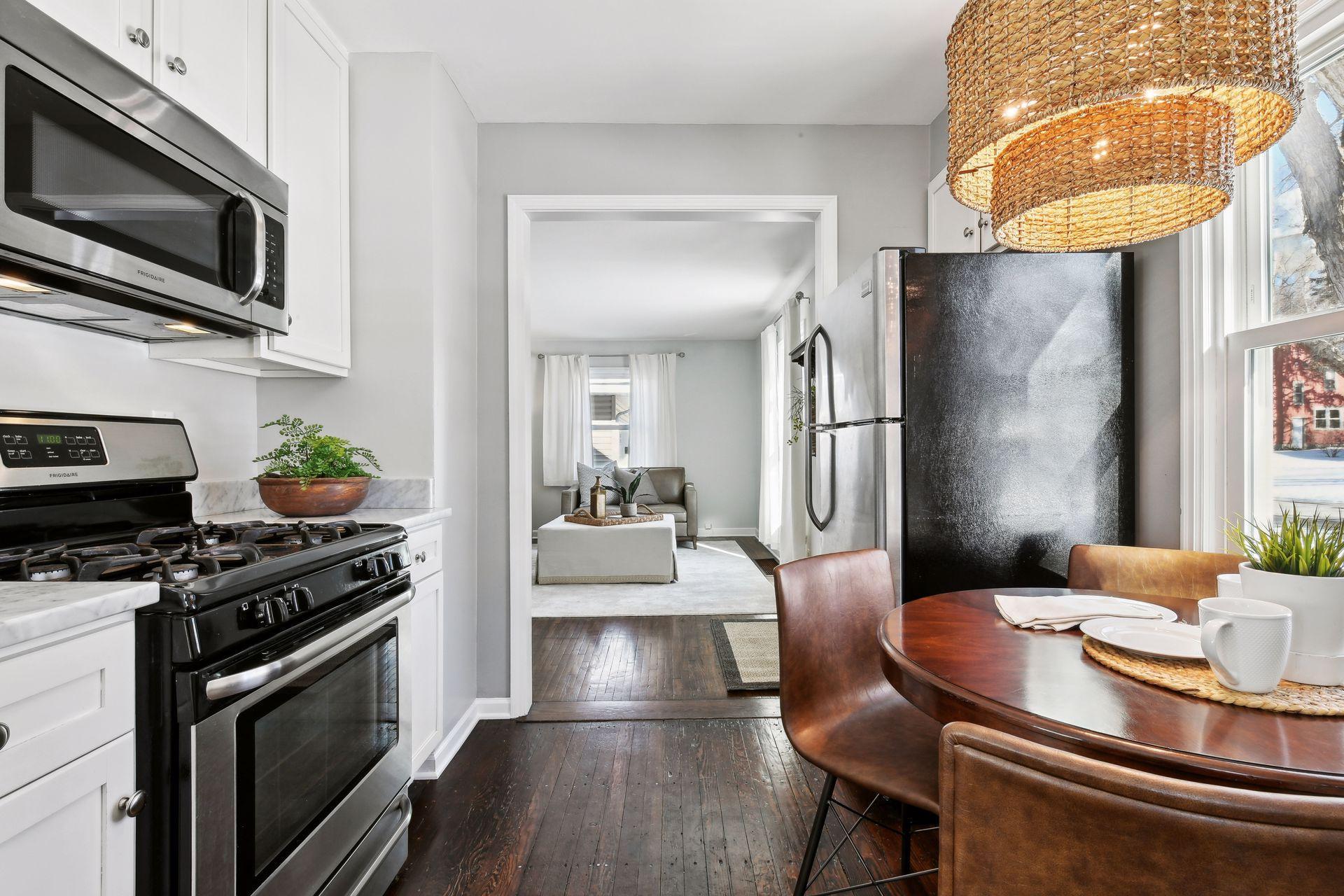 306 Harrison Avenue S