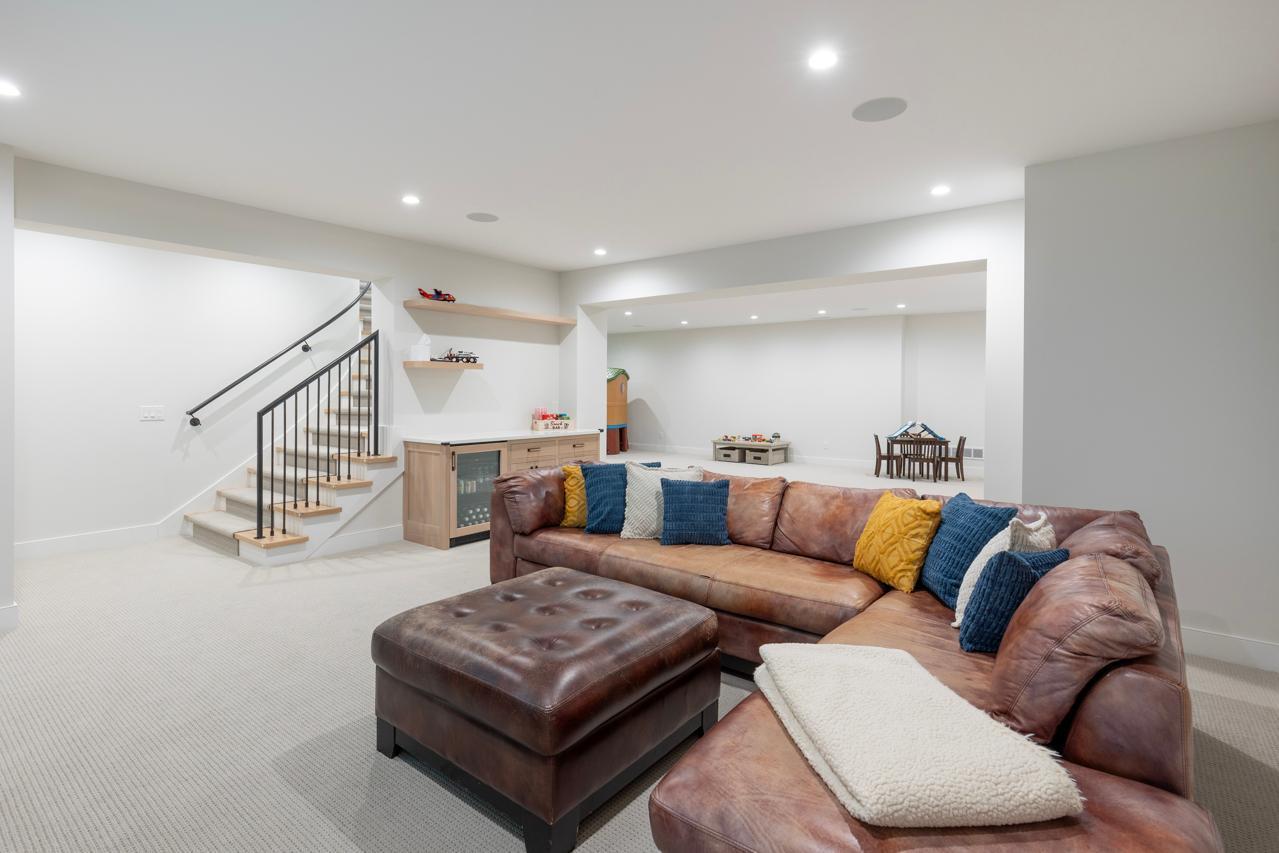 4889 E Lake Harriet Parkway