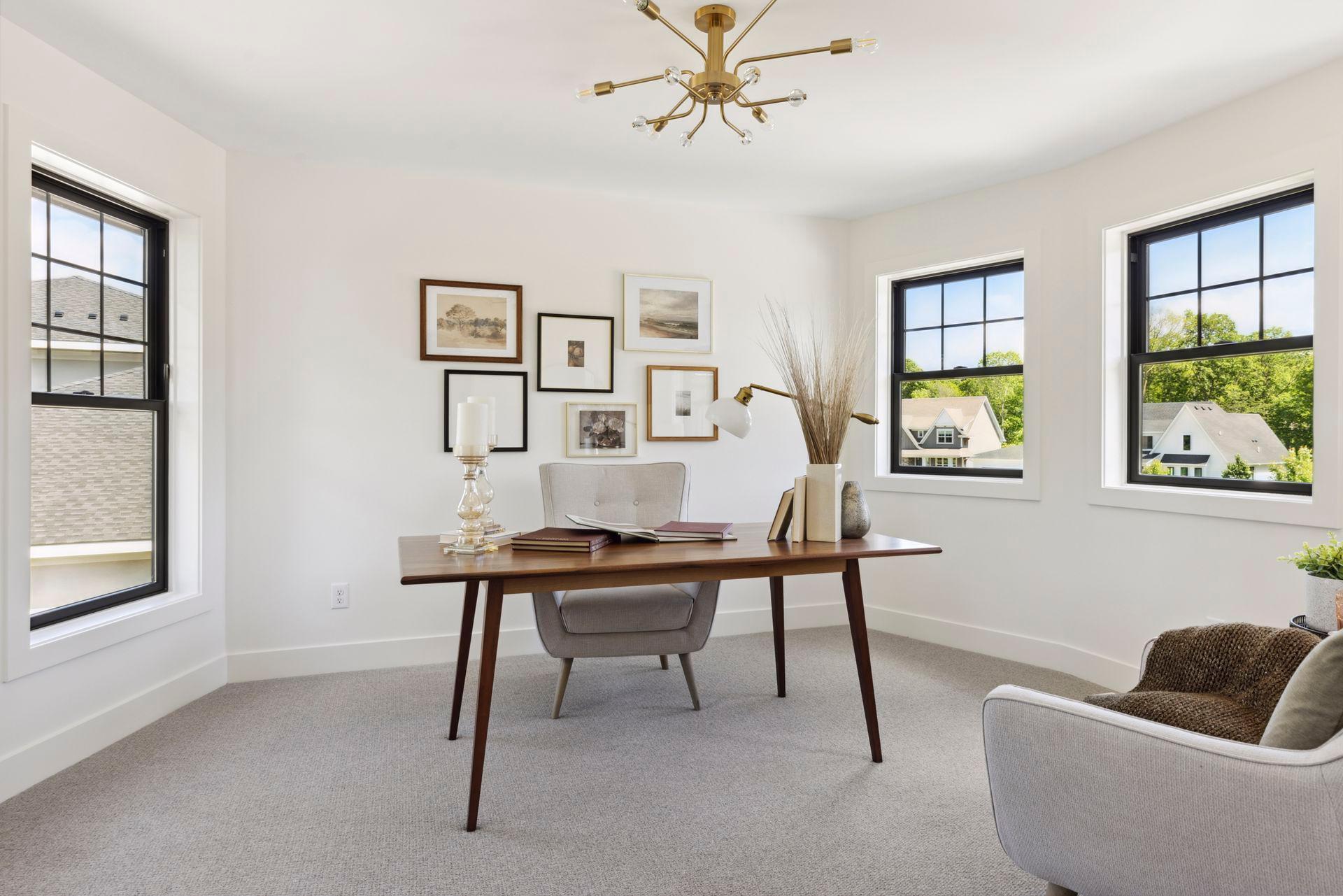 4201 Halstead Bay Alcove