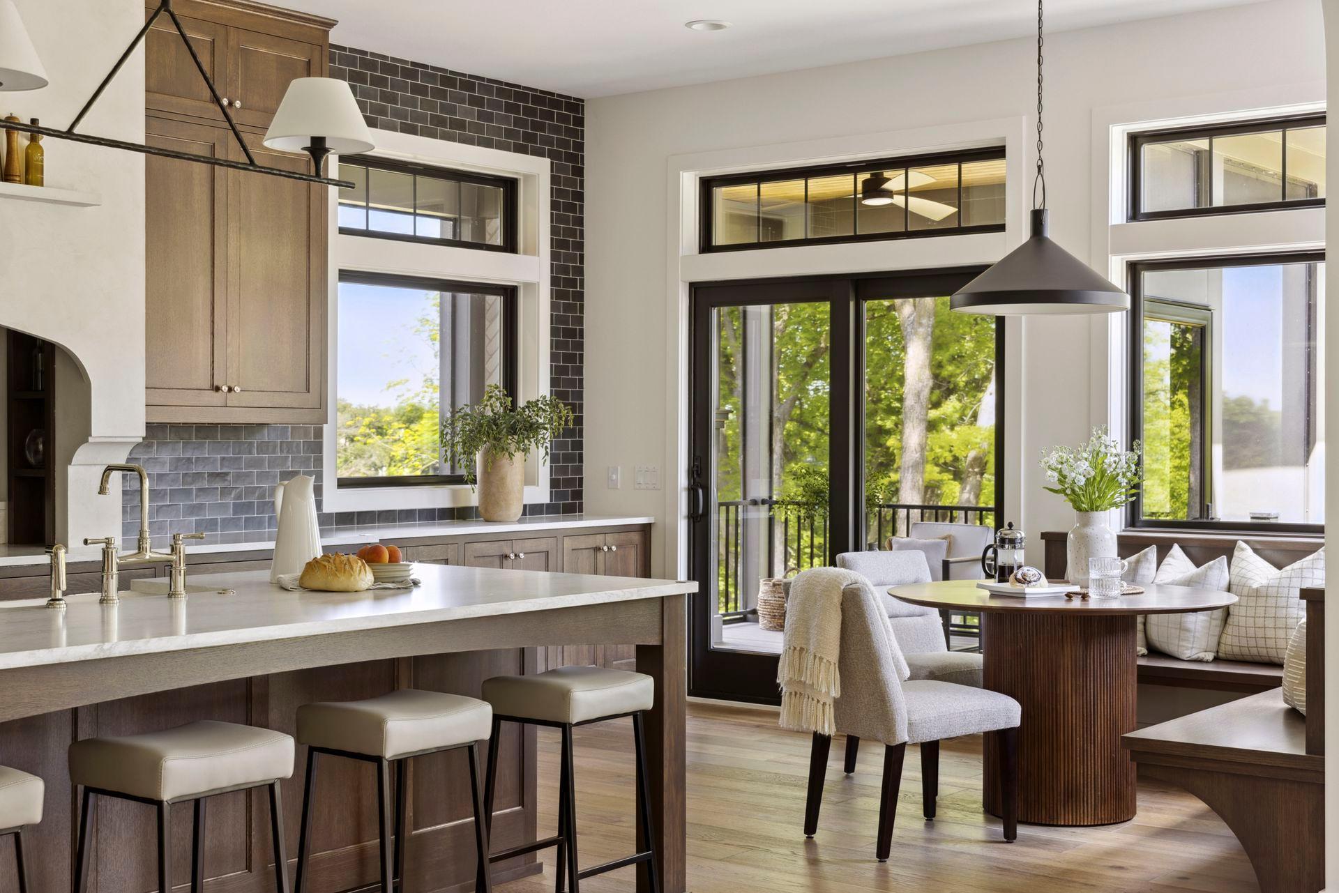 4201 Halstead Bay Alcove