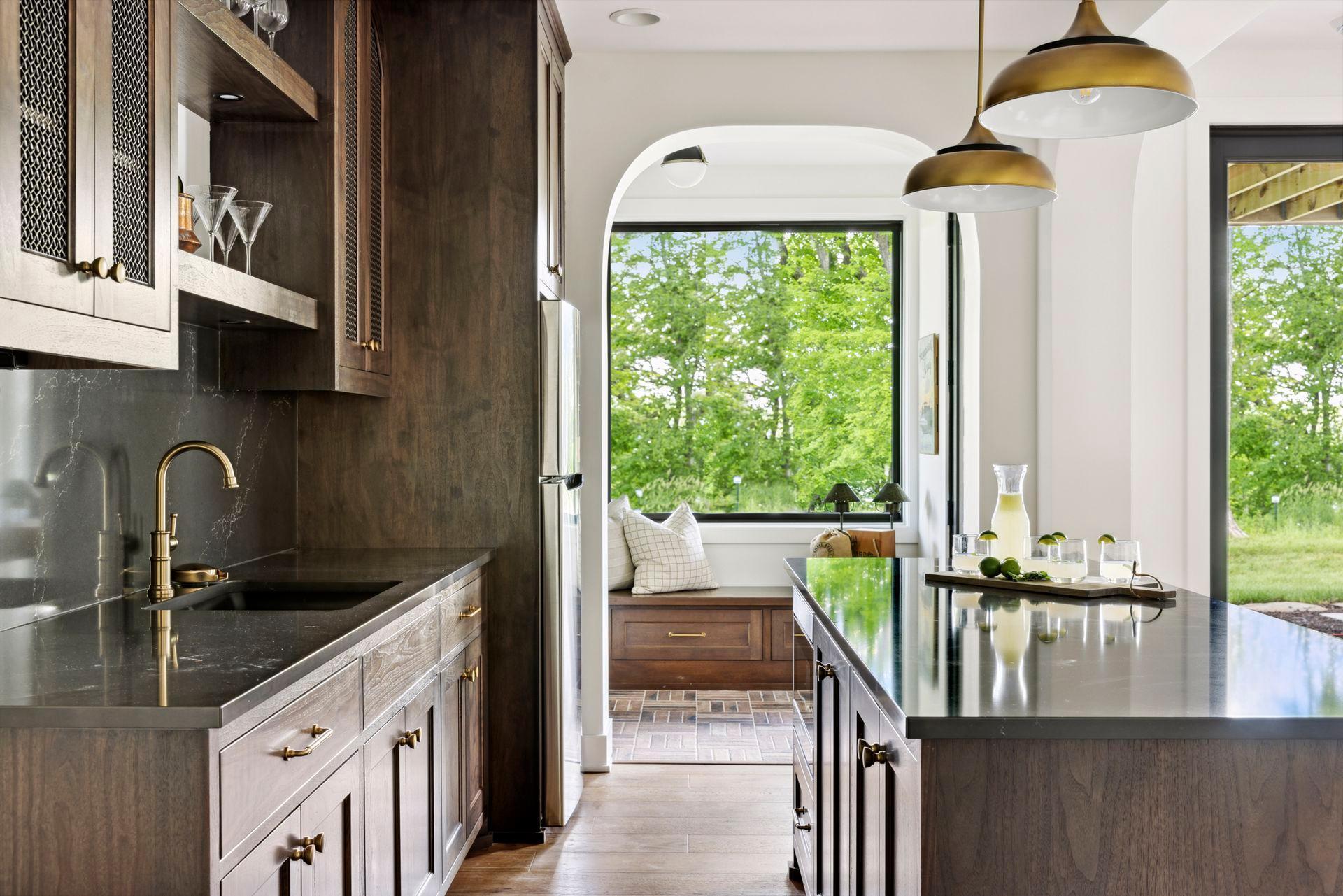 4201 Halstead Bay Alcove