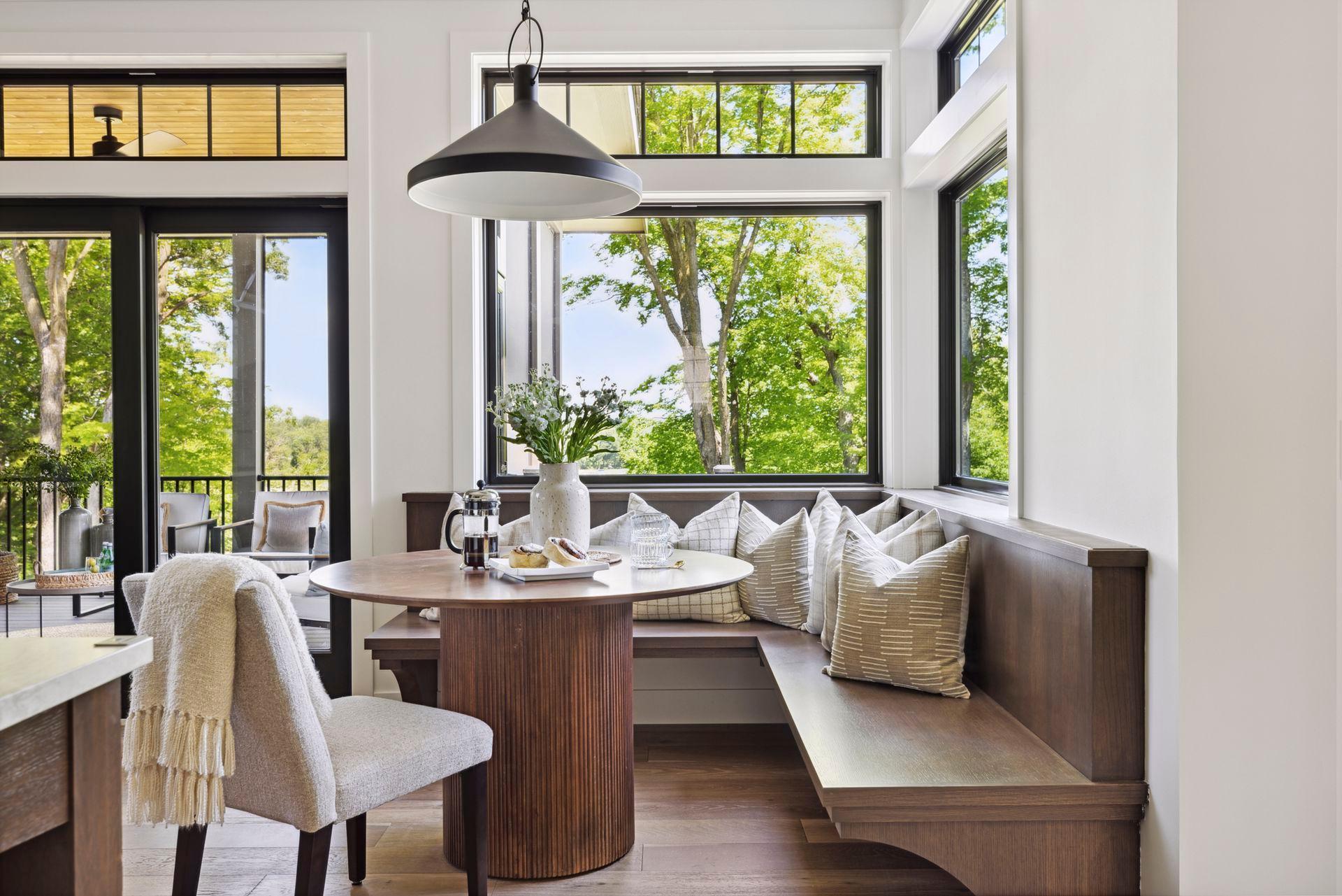 4201 Halstead Bay Alcove