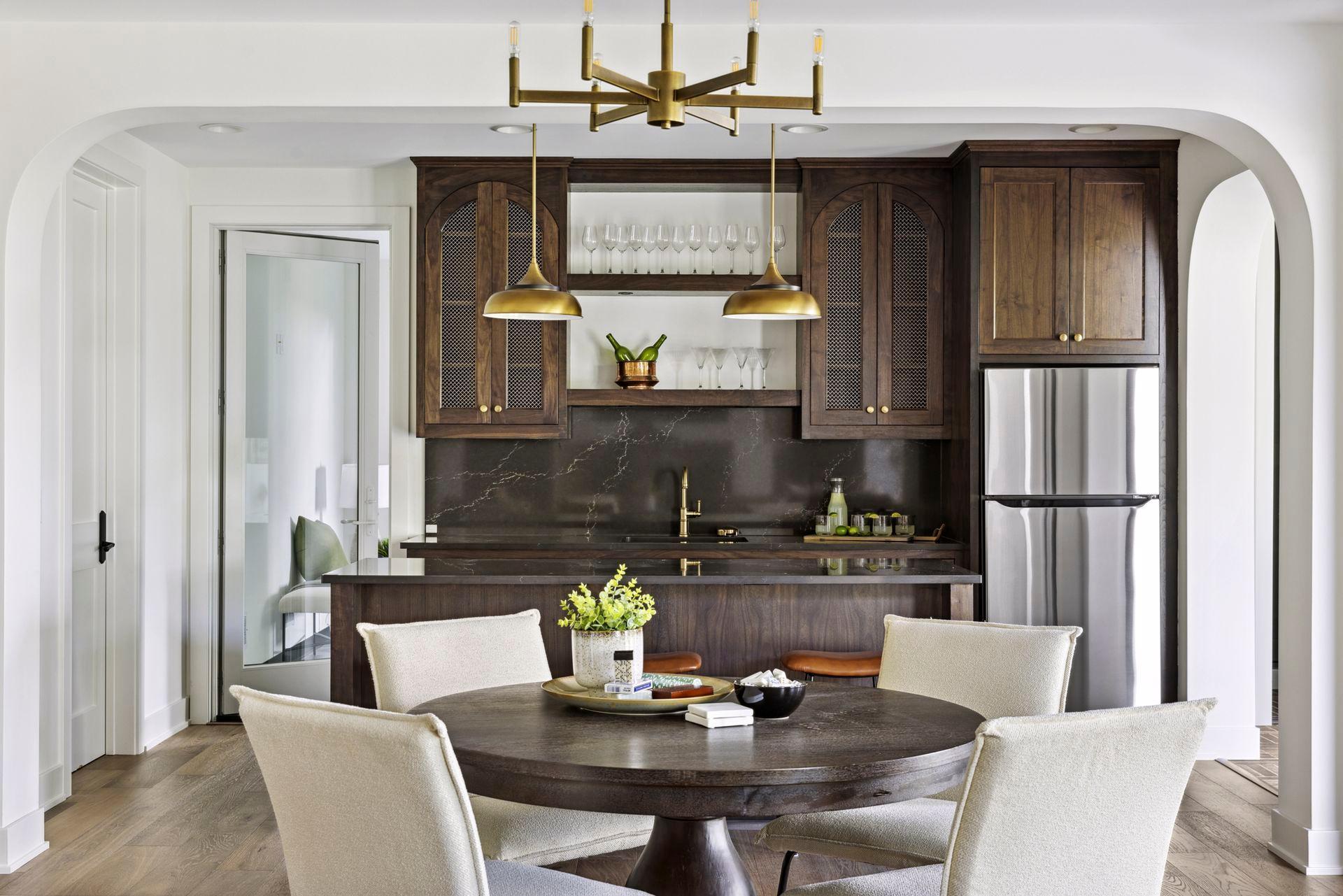 4201 Halstead Bay Alcove