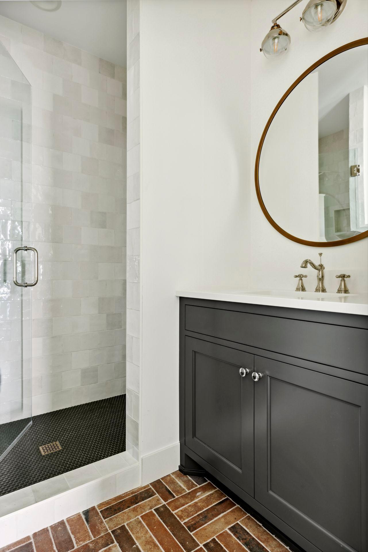 4201 Halstead Bay Alcove