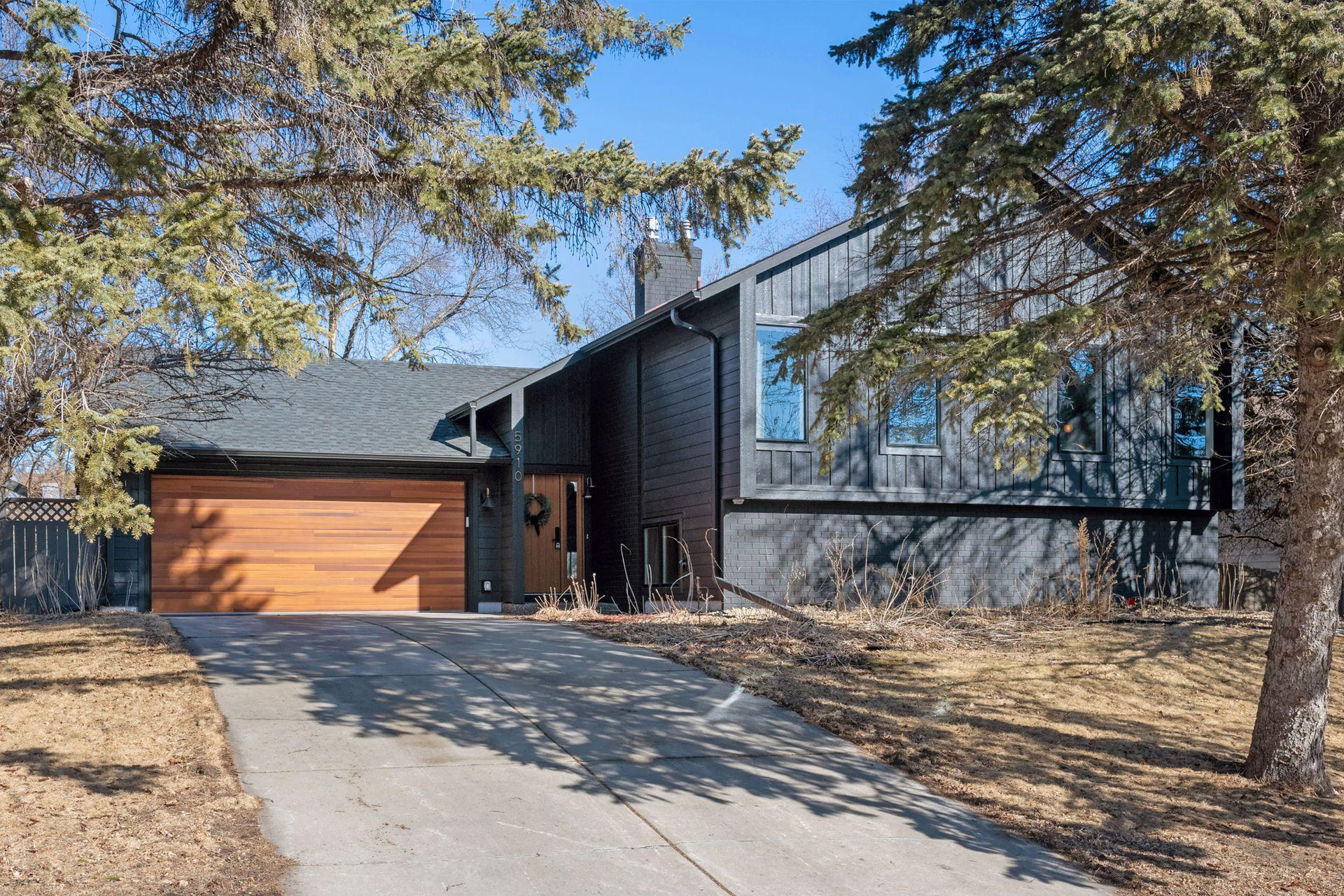 5910 W 98th Street