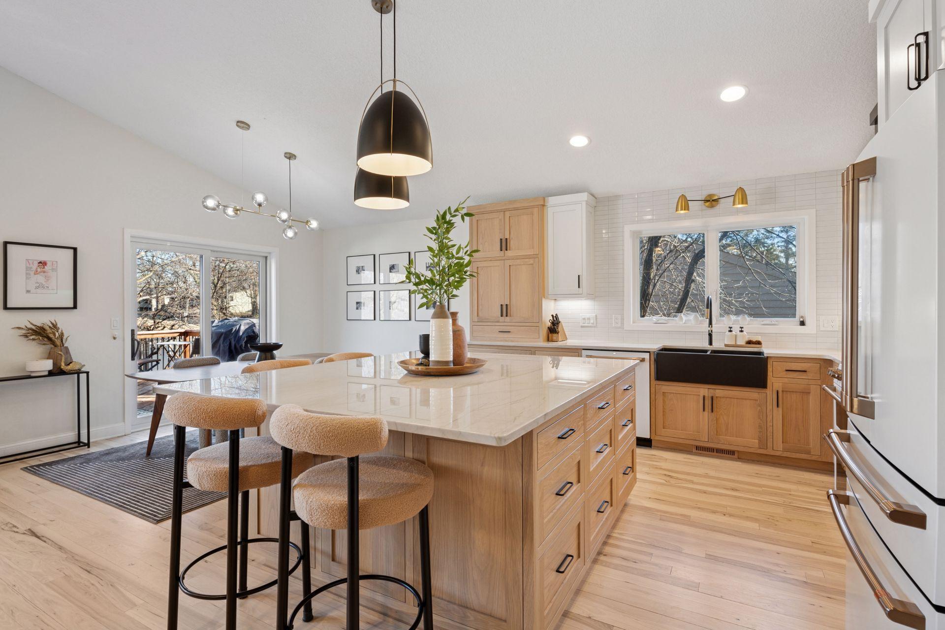 5910 W 98th Street