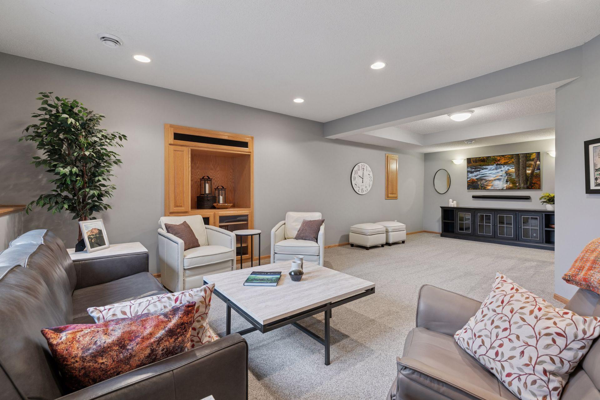 17771 Hollybrook Trail